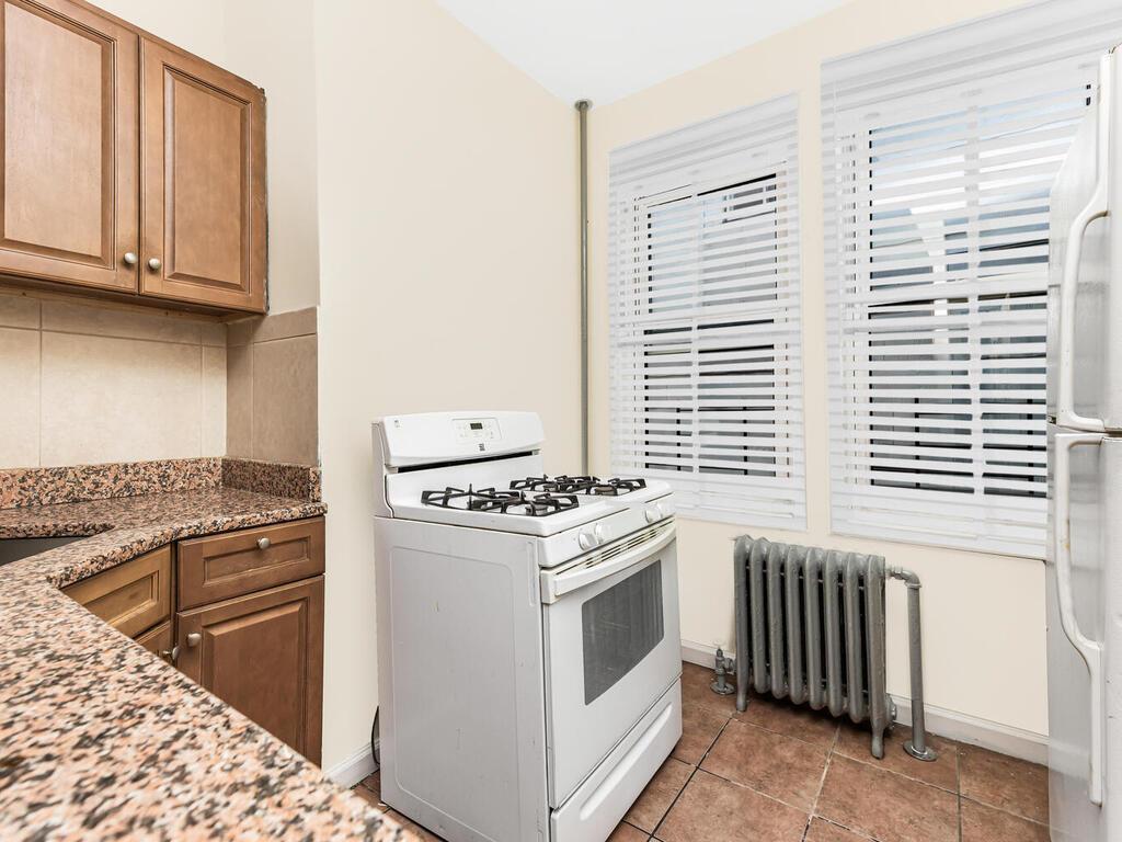 Single Family 225th  Bronx, NY 10466, MLS-851586-2