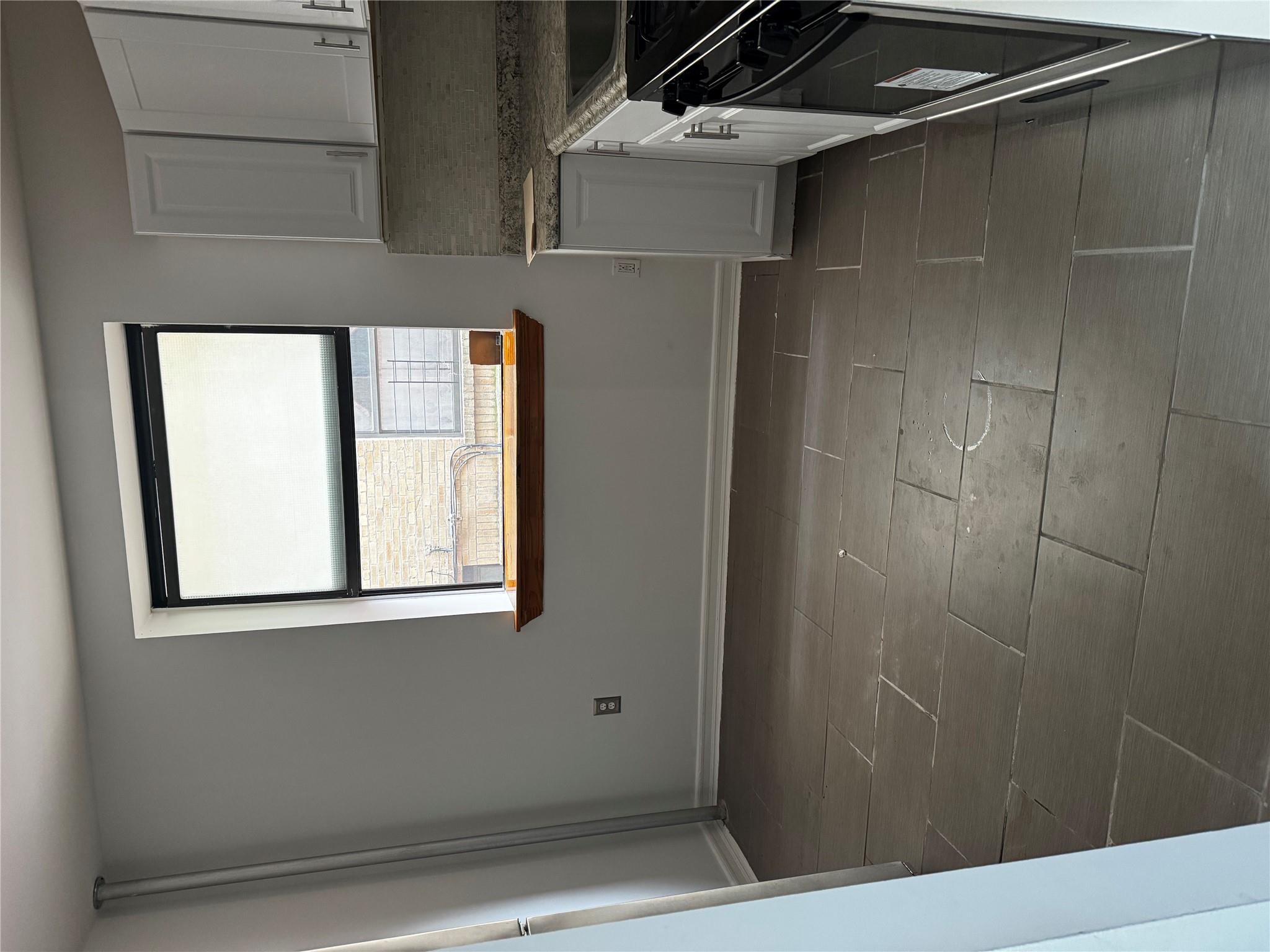 Apartment Longfellow 2e  Bronx, NY 10474, MLS-851599-4