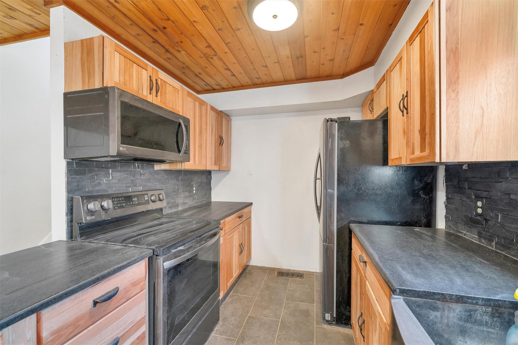 Single Family Meadowlark  Sullivan County, NY 12789, MLS-851616-12