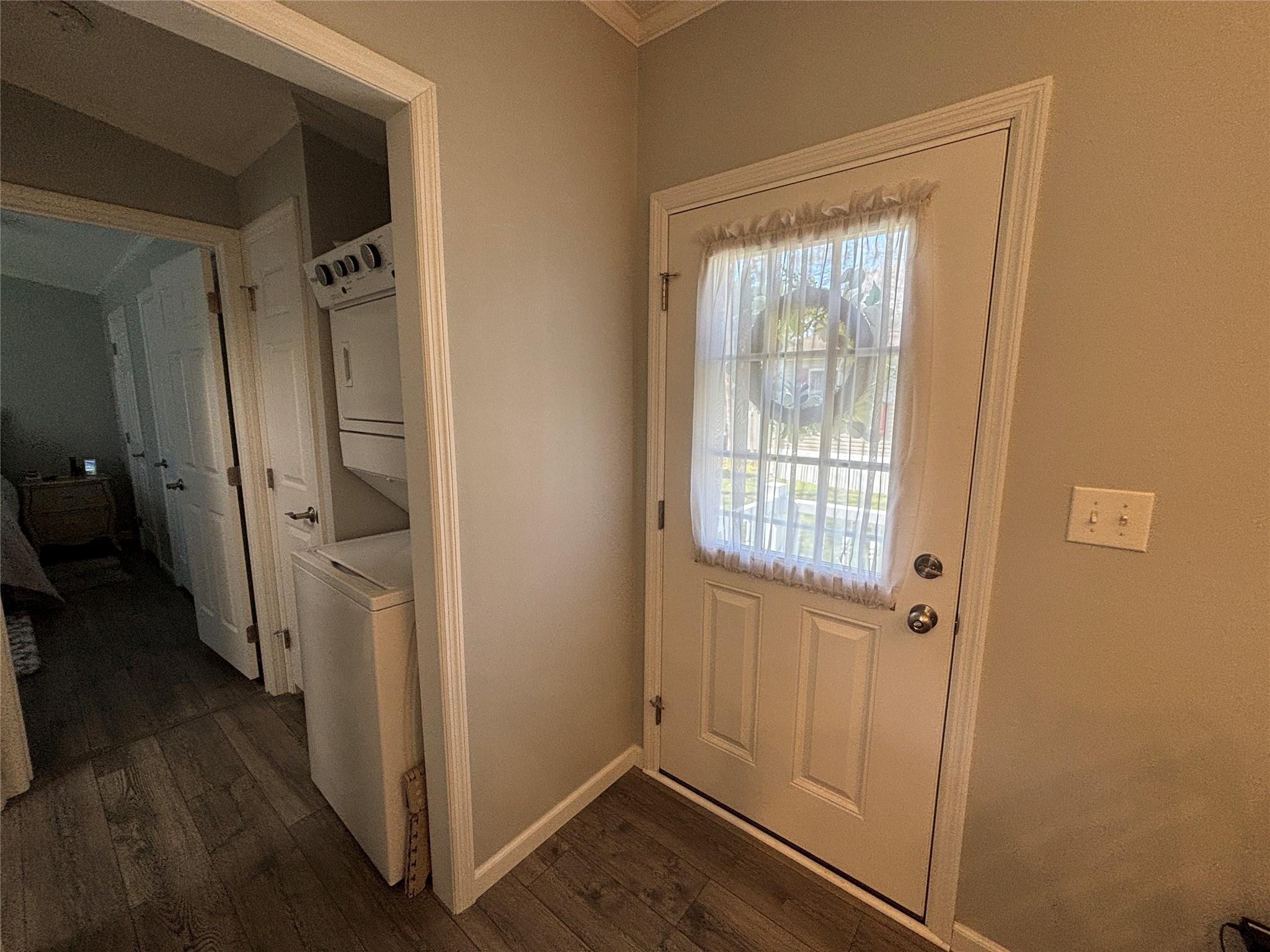 Single Family Old Country  Suffolk County, NY 11901, MLS-851625-18