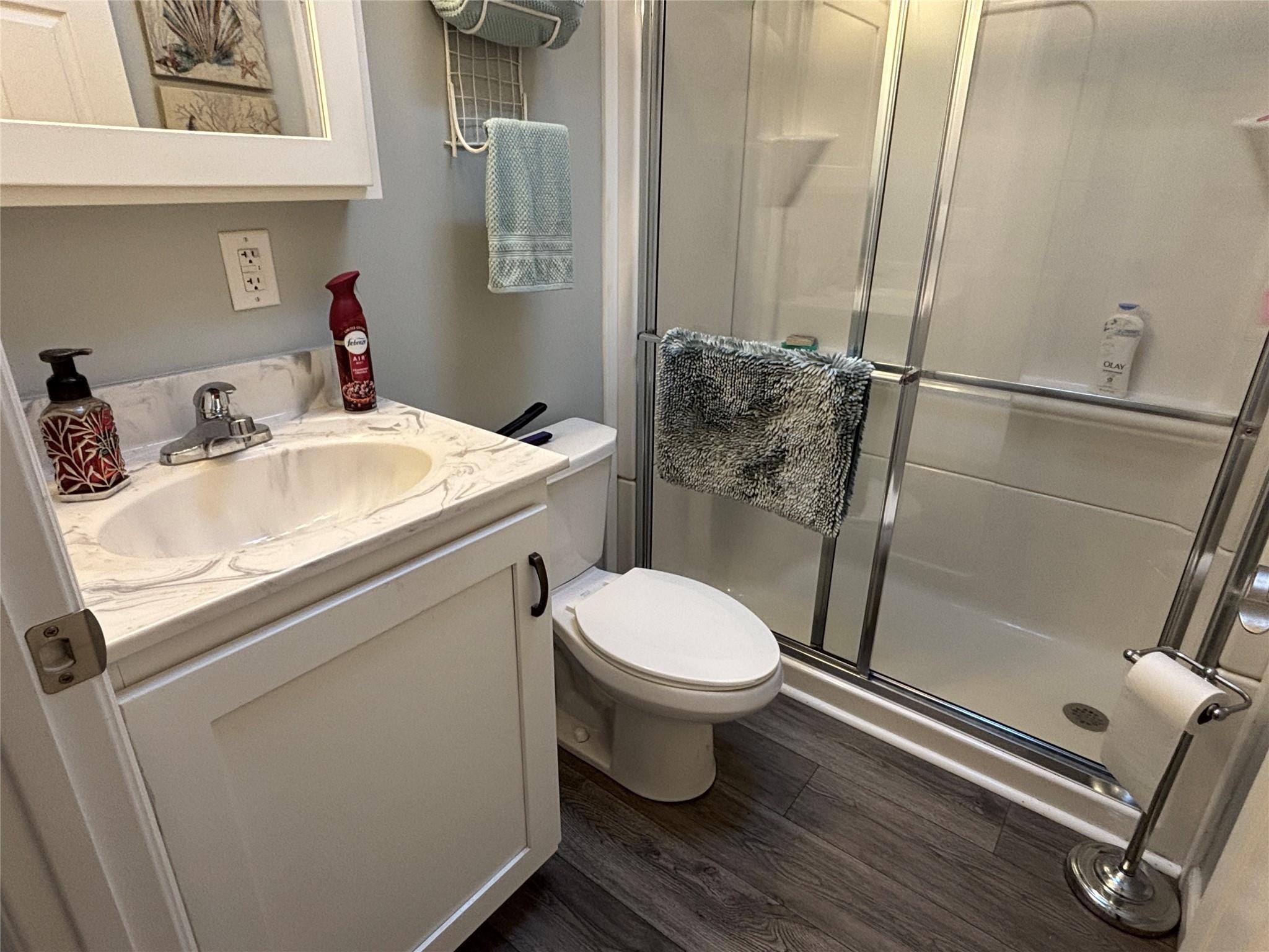 Single Family Old Country  Suffolk County, NY 11901, MLS-851625-22