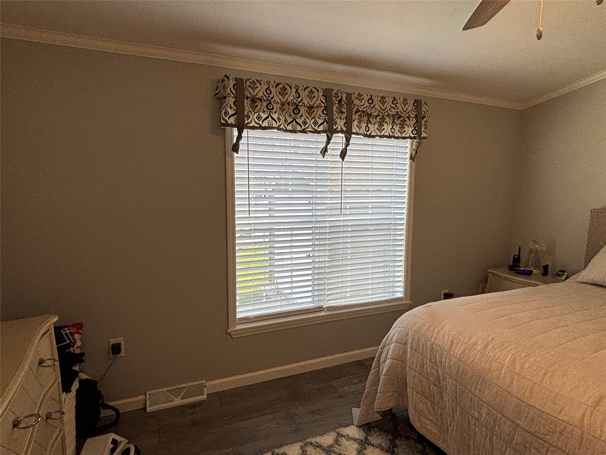 Single Family Old Country  Suffolk County, NY 11901, MLS-851625-25