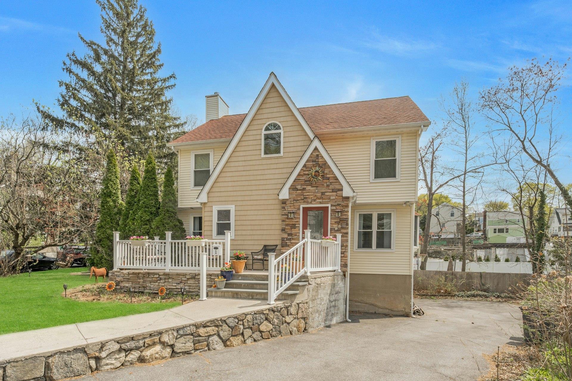 Single Family Westminster  Westchester County, NY 10604, MLS-851627-2