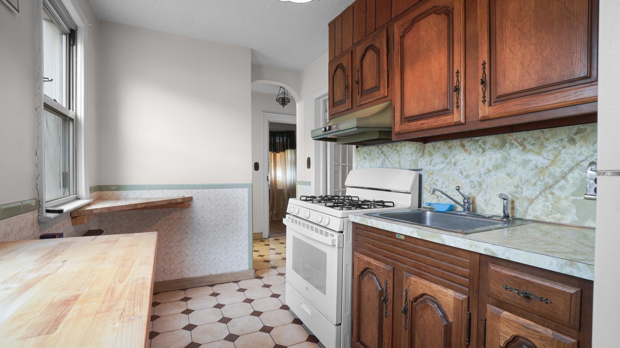 Single Family Blair  Bronx, NY 10465, MLS-851635-13
