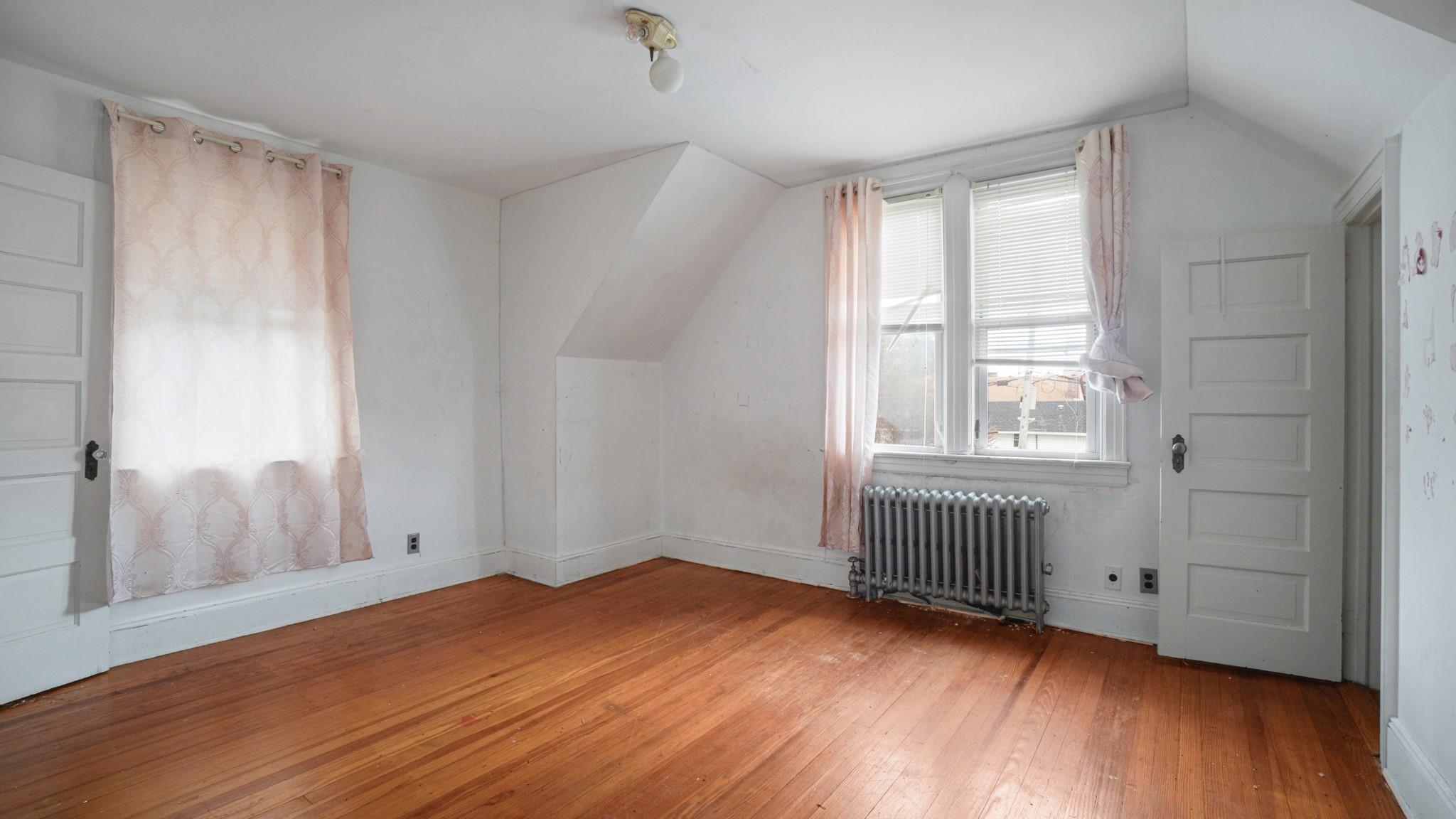 Single Family Blair  Bronx, NY 10465, MLS-851635-22