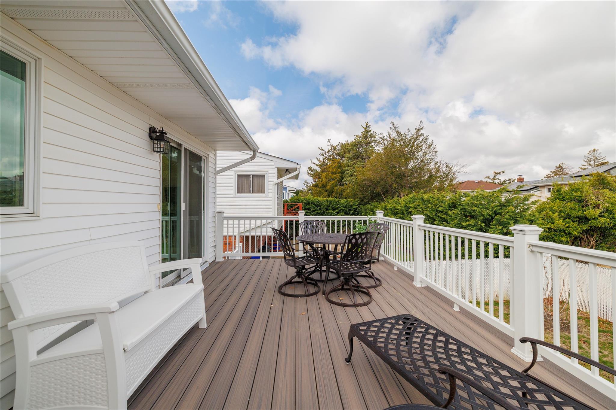 Single Family Green  Nassau County, NY 11510, MLS-851640-14