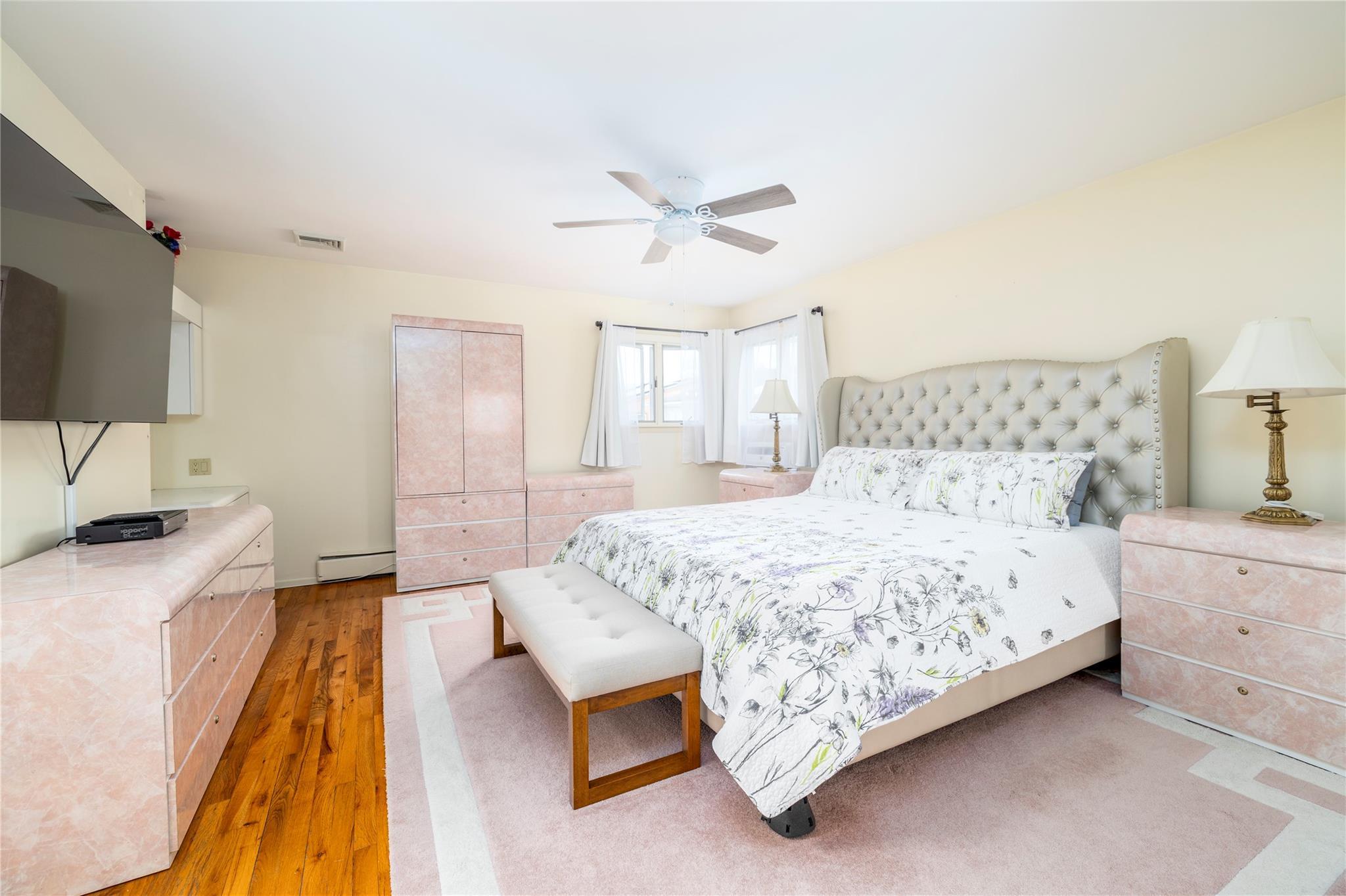 Single Family Green  Nassau County, NY 11510, MLS-851640-15