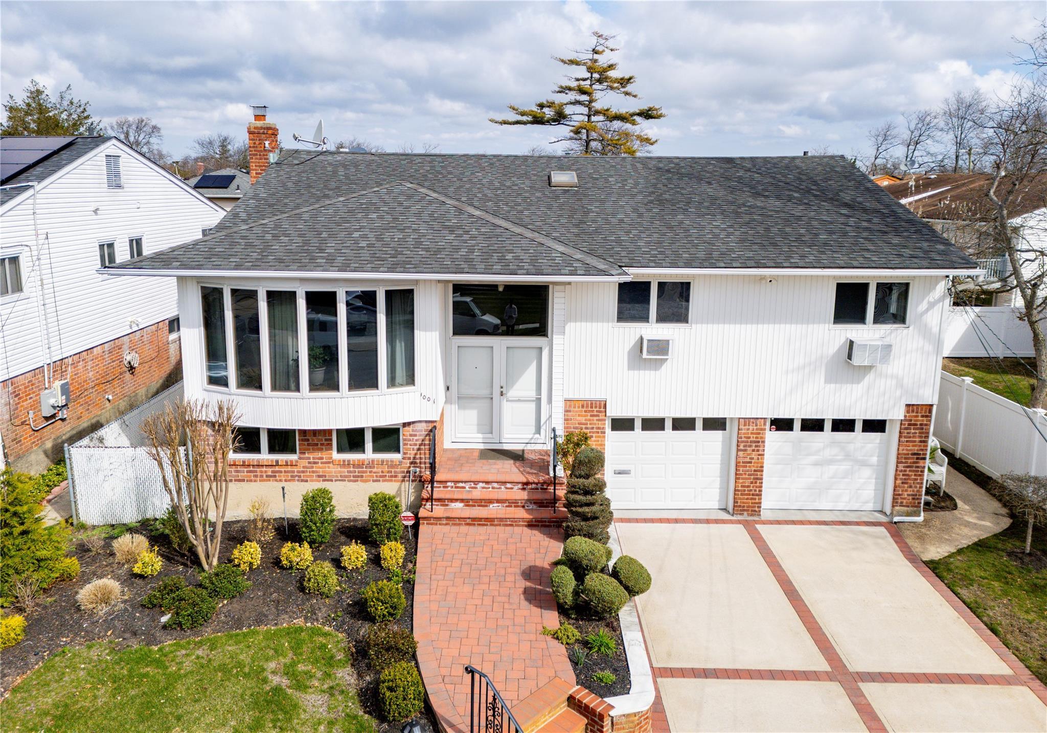 Single Family Green  Nassau County, NY 11510, MLS-851640-2