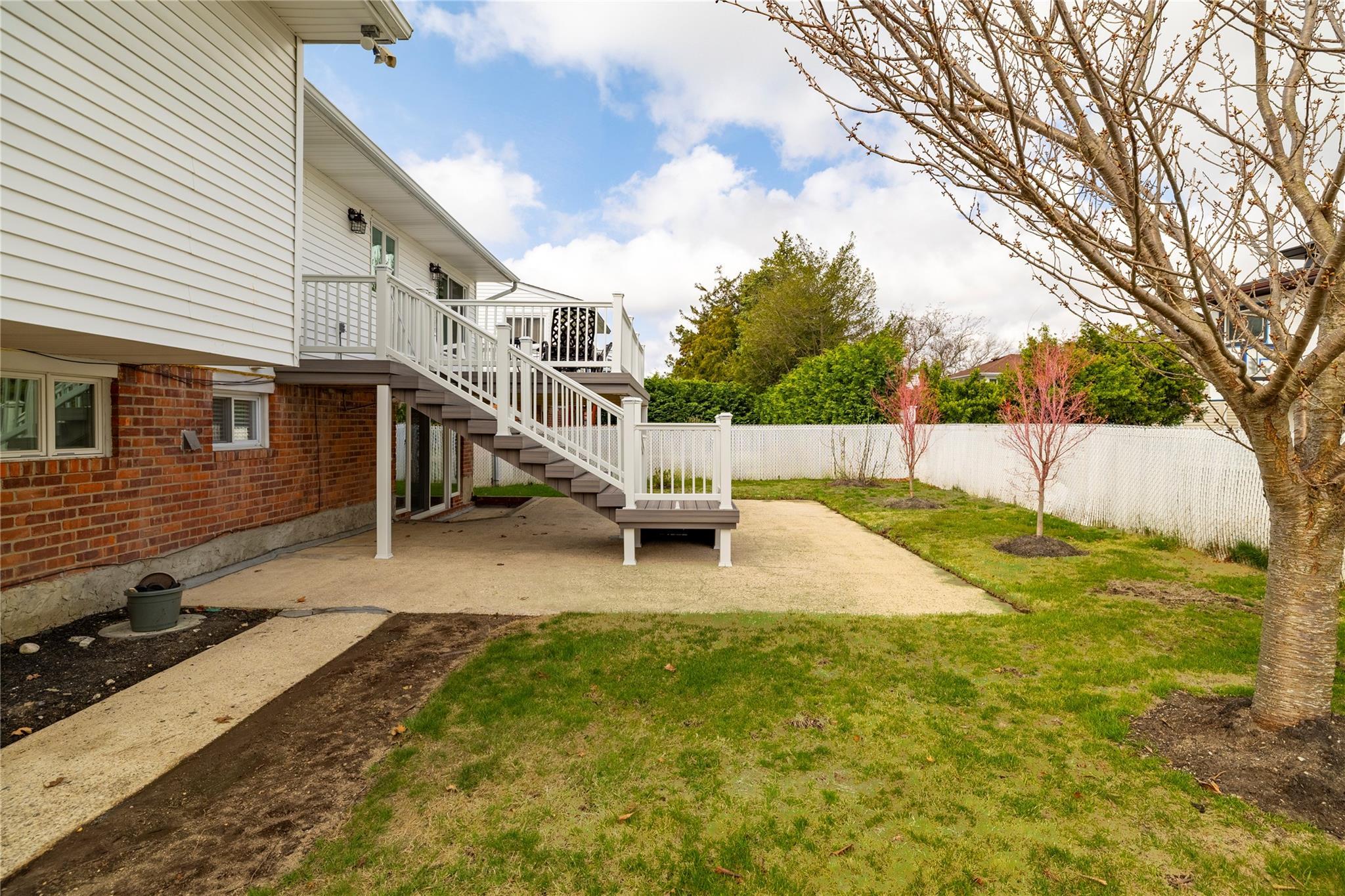 Single Family Green  Nassau County, NY 11510, MLS-851640-29