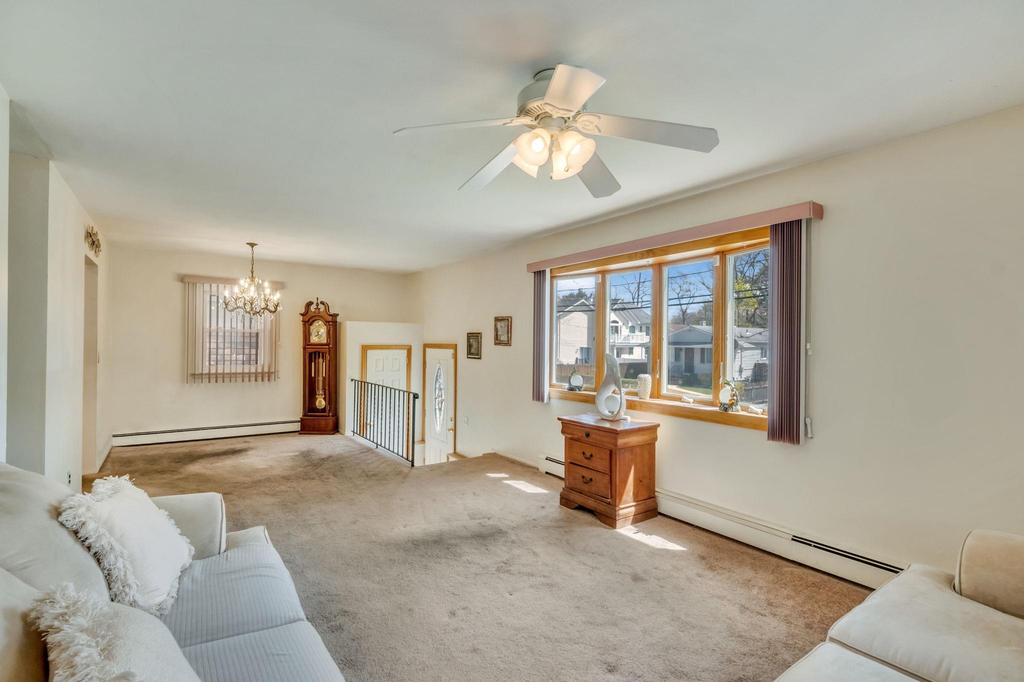Single Family Healy  Suffolk County, NY 11743, MLS-851643-13