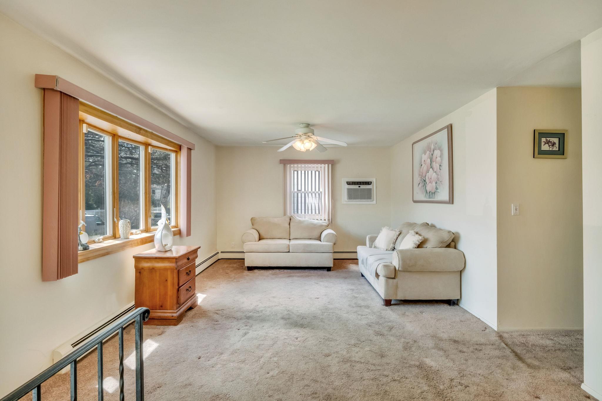 Single Family Healy  Suffolk County, NY 11743, MLS-851643-14