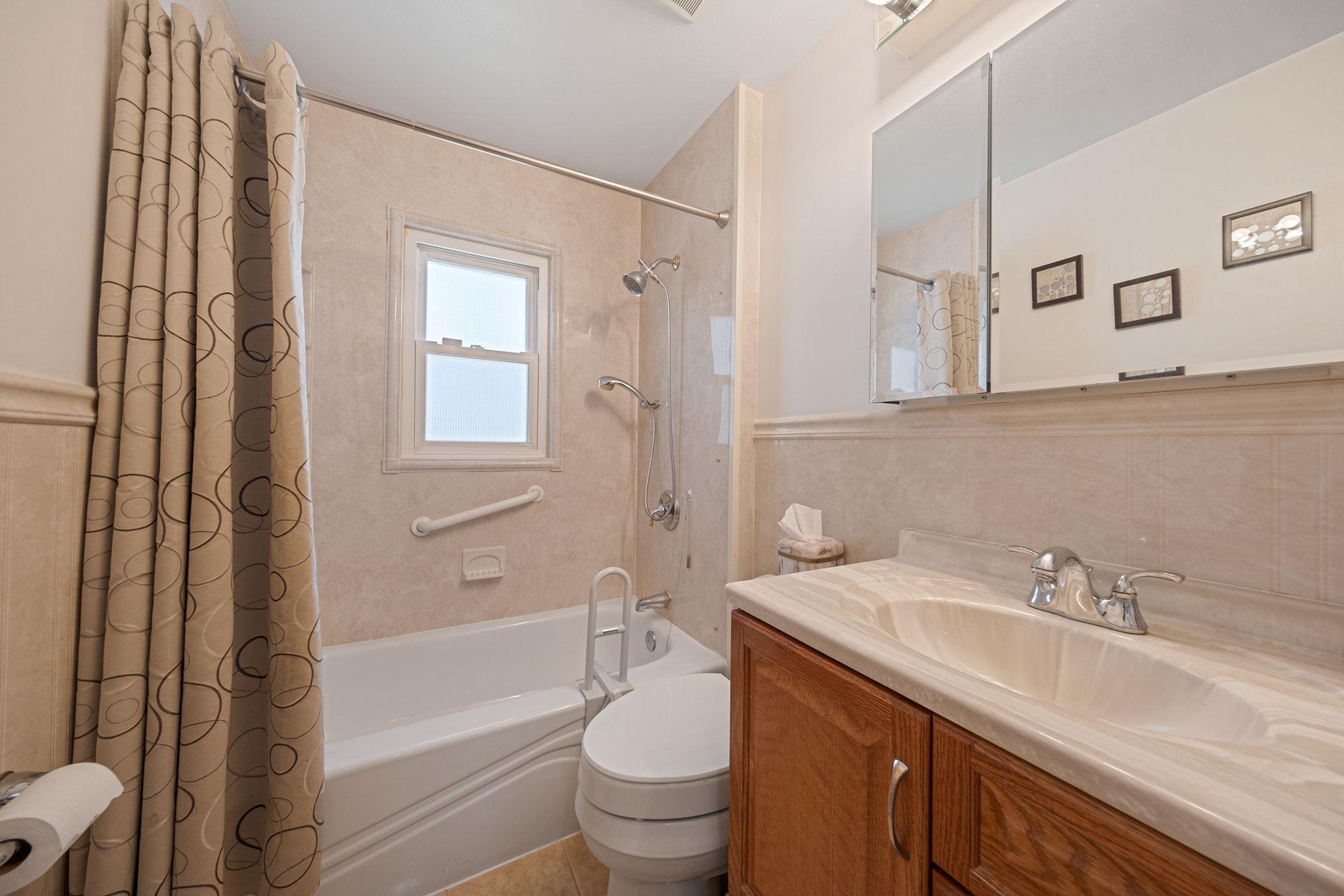 Single Family Healy  Suffolk County, NY 11743, MLS-851643-17