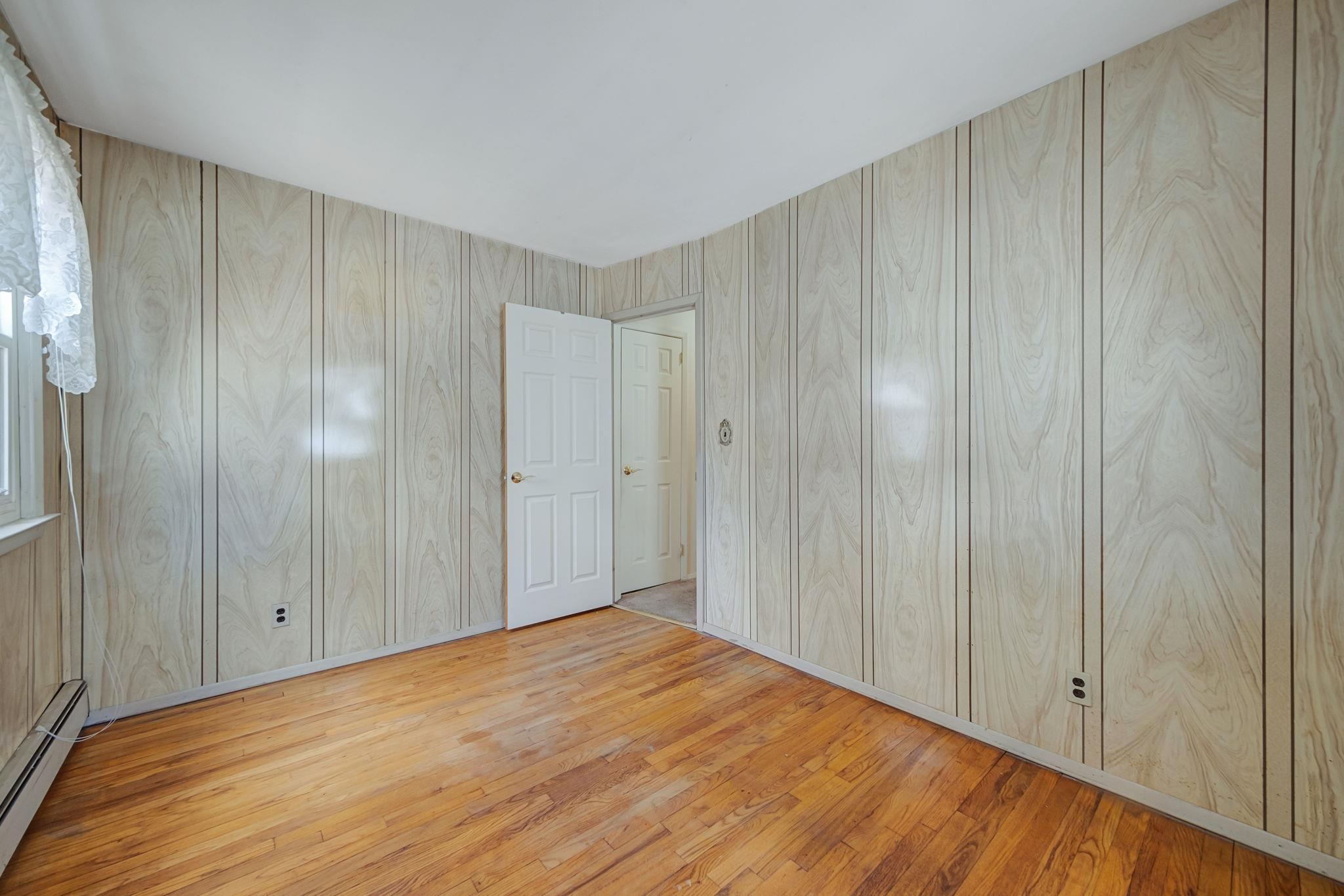 Single Family Healy  Suffolk County, NY 11743, MLS-851643-21