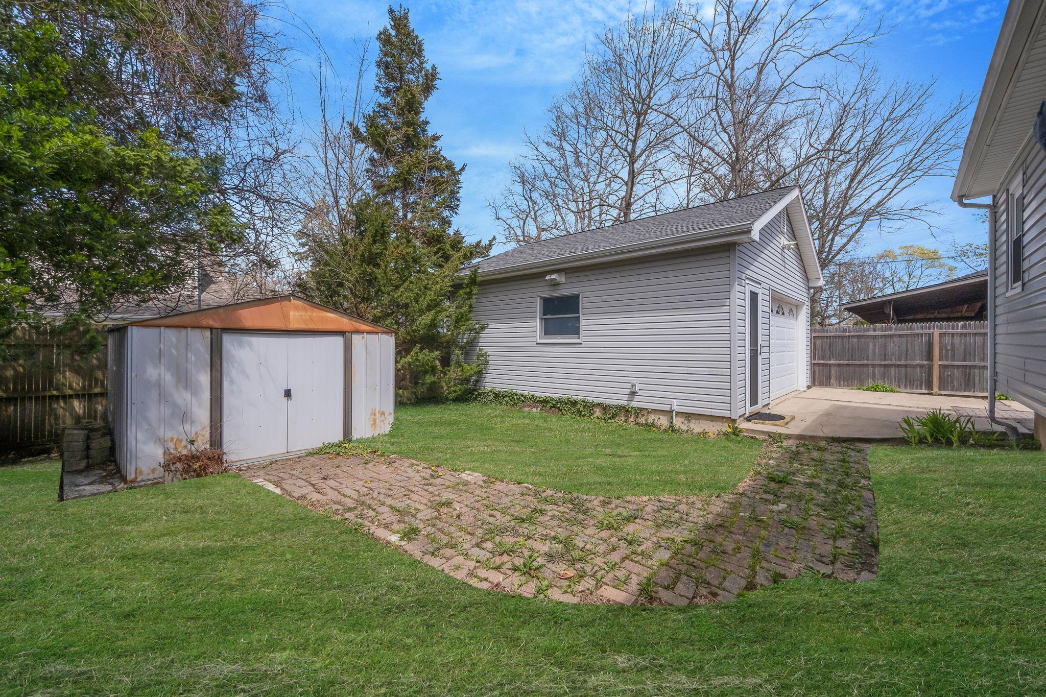 Single Family Healy  Suffolk County, NY 11743, MLS-851643-6