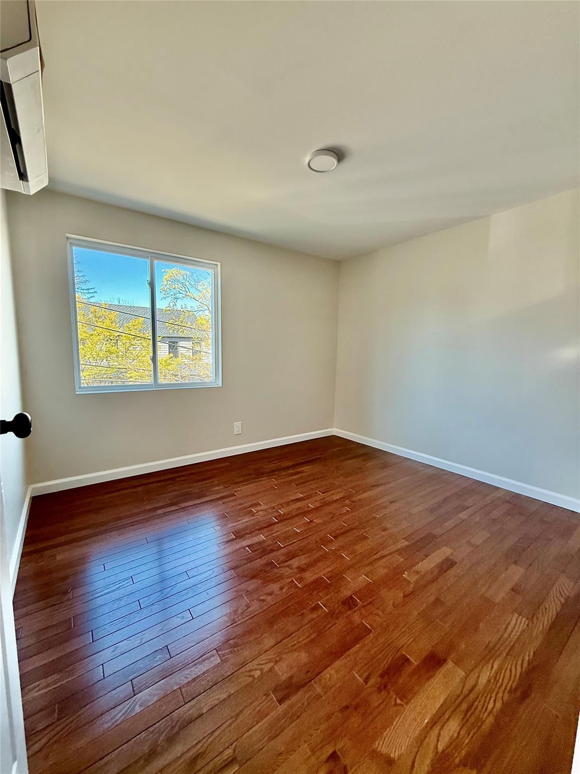 Single Family Osgood  Staten Island, NY 10304, MLS-851651-16