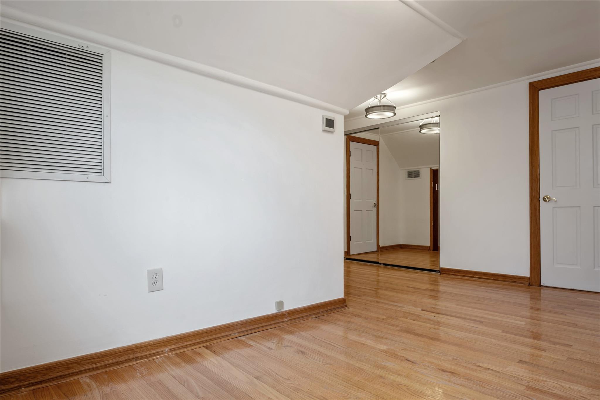 Single Family 188th  Queens, NY 11366, MLS-851686-17
