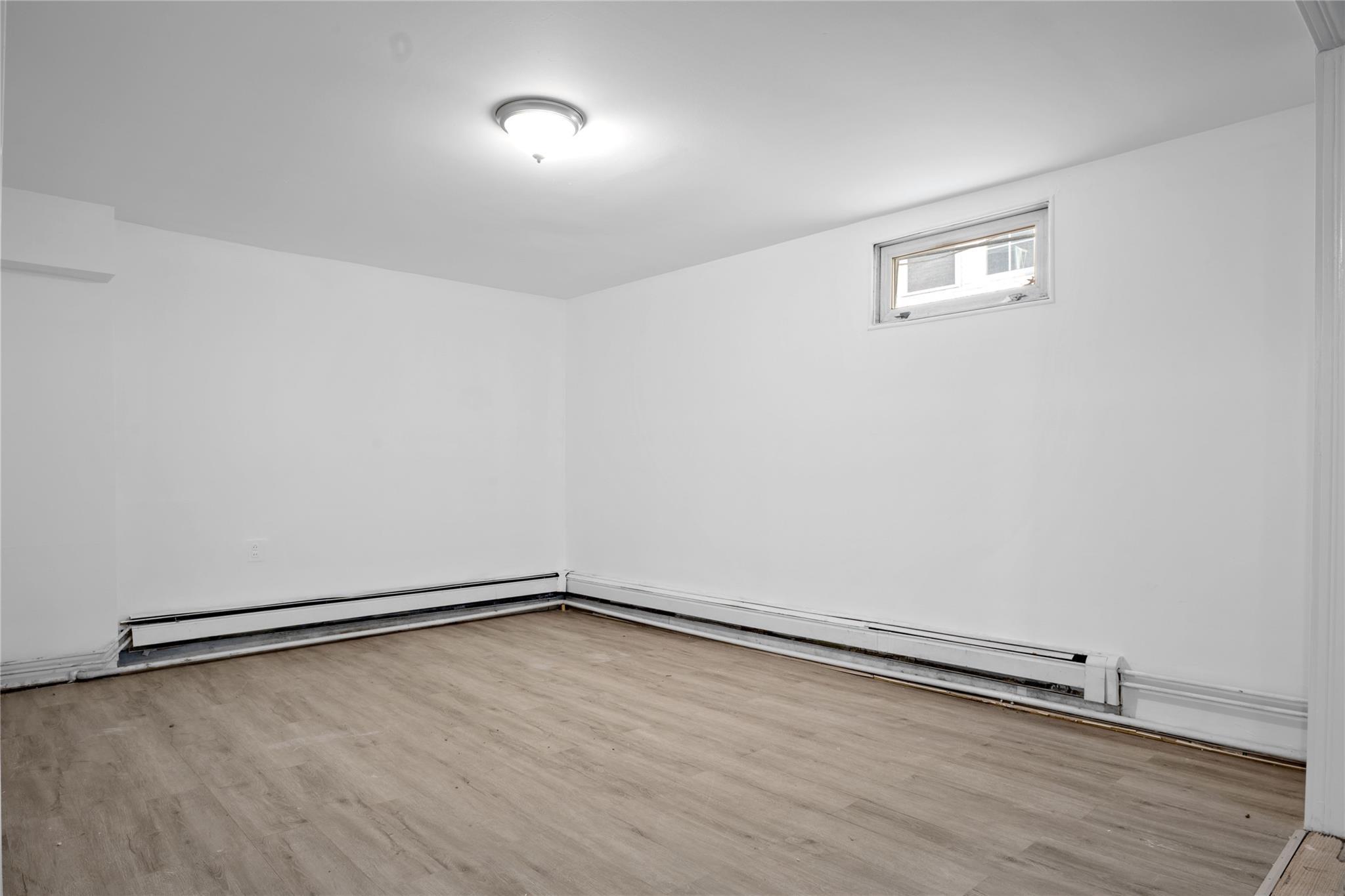 Single Family 188th  Queens, NY 11366, MLS-851686-24