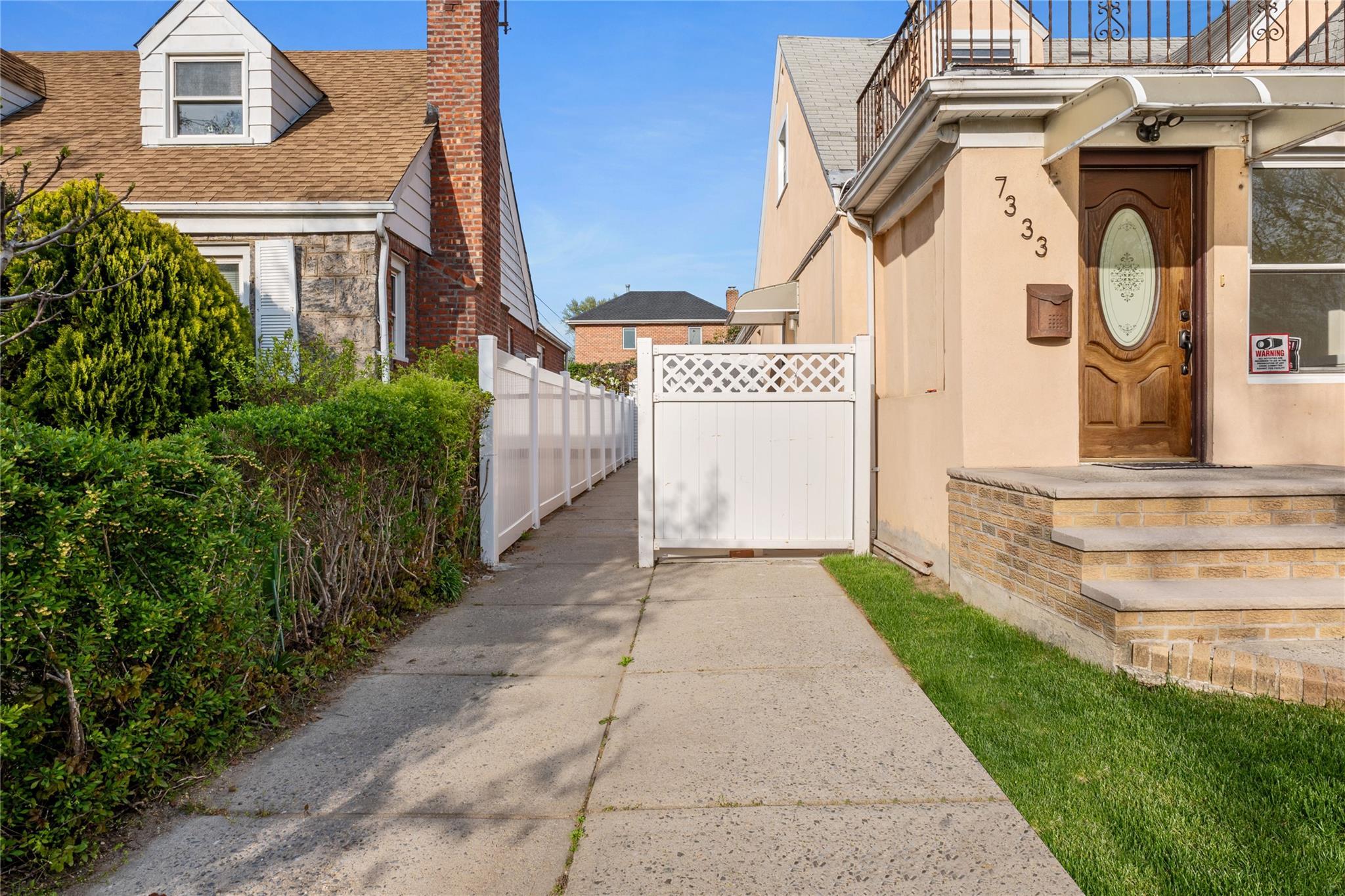 Single Family 188th  Queens, NY 11366, MLS-851686-28