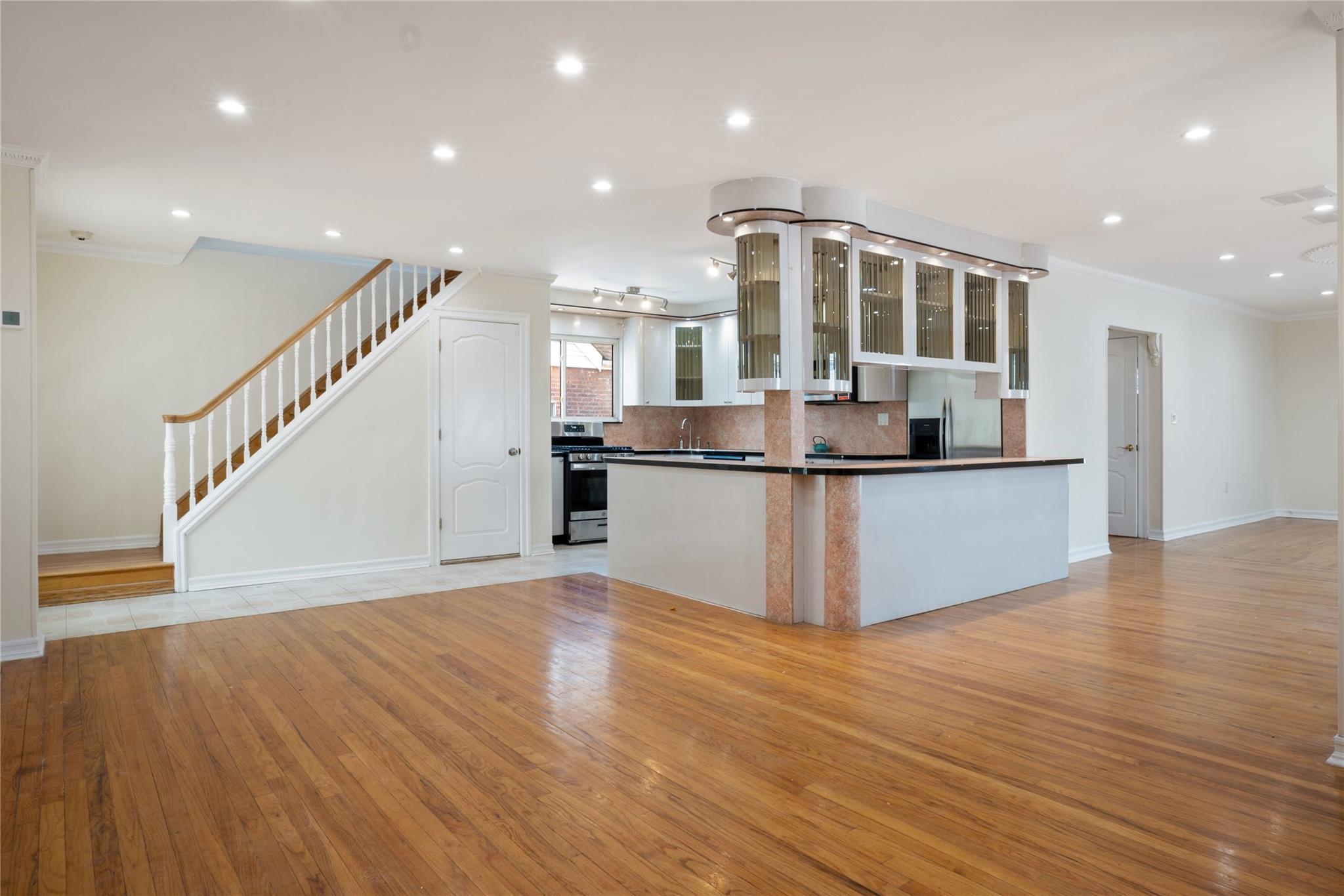 Single Family 188th  Queens, NY 11366, MLS-851686-5