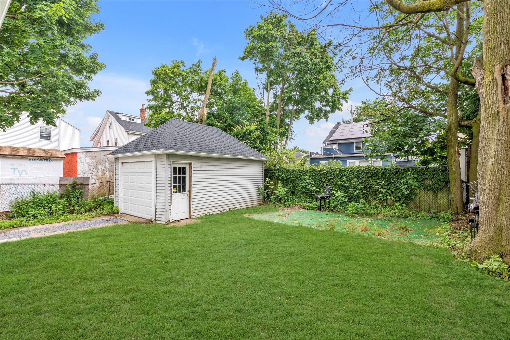 Single Family Burr  Nassau County, NY 11550, MLS-851699-19