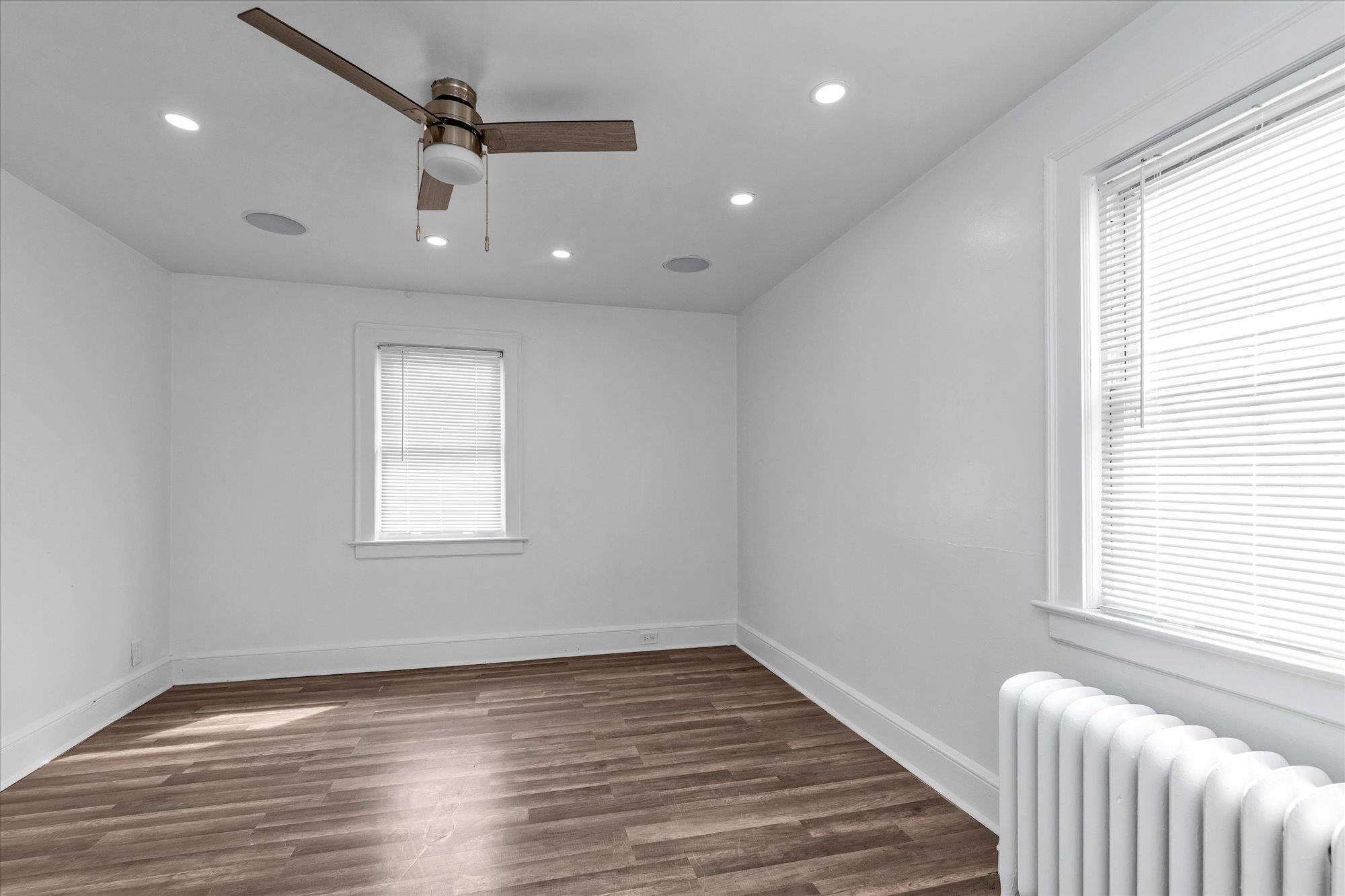 Single Family Burr  Nassau County, NY 11550, MLS-851699-7