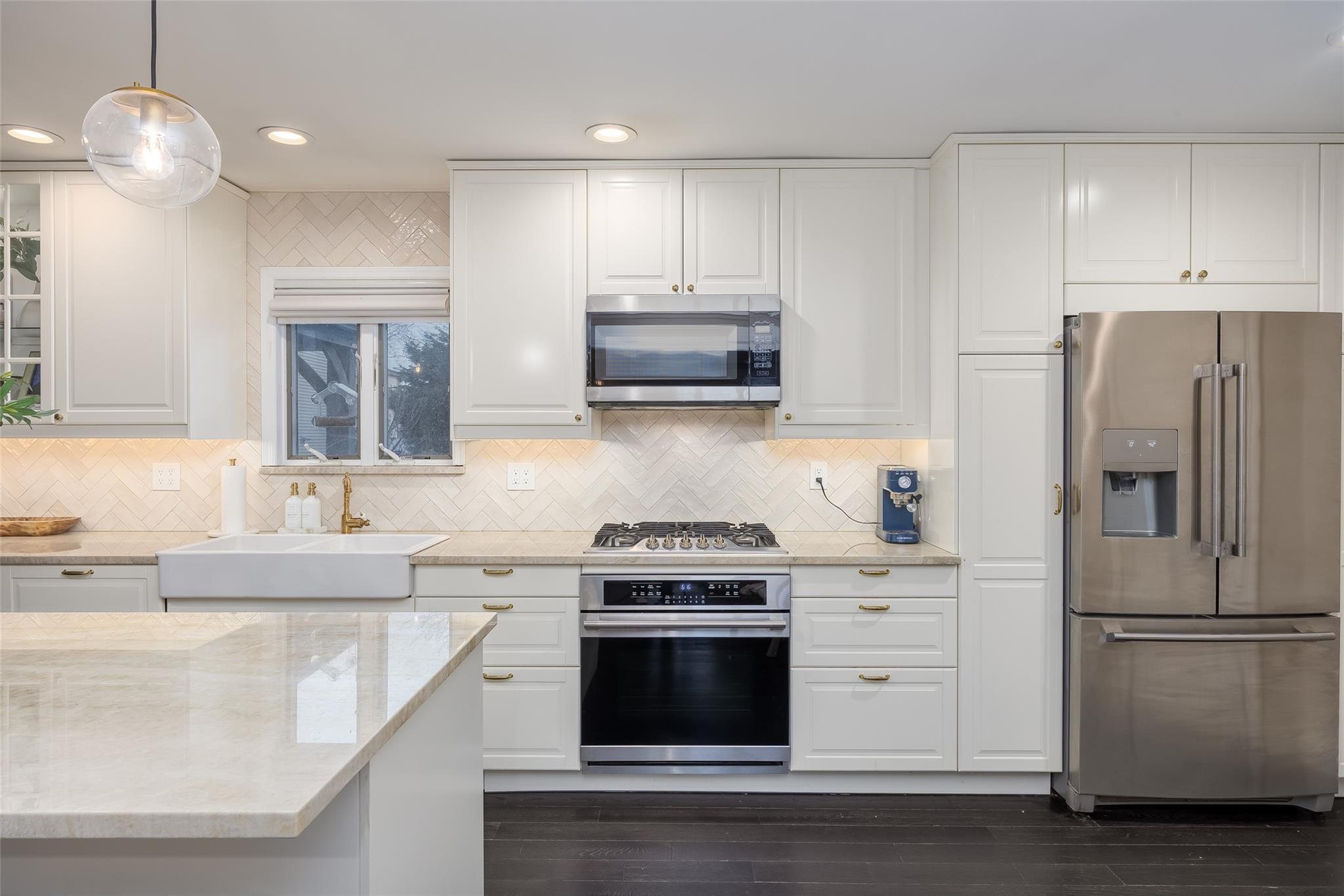 Single Family Yacht Club  Suffolk County, NY 11702, MLS-851700-18