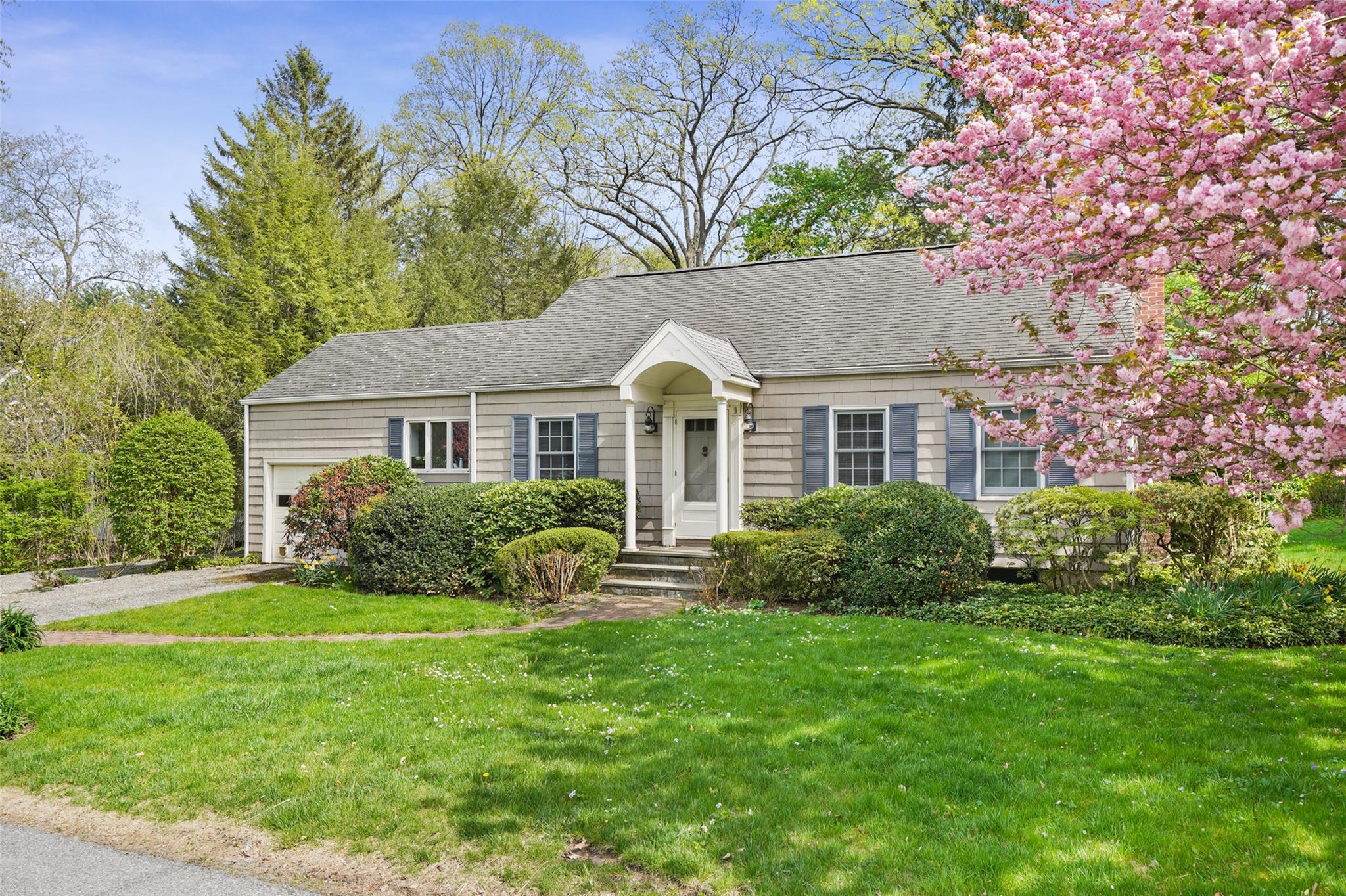 Single Family Orchard  Westchester County, NY 10536, MLS-851716-2