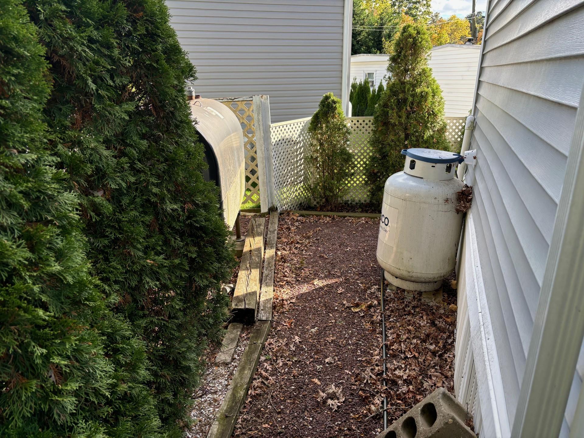 Single Family Forge  Suffolk County, NY 11901, MLS-851723-10