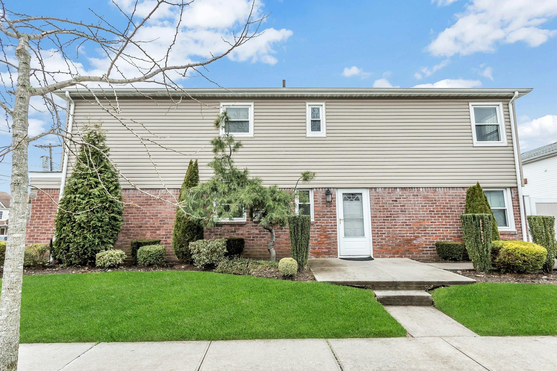 Single Family 160th  Queens, NY 11414, MLS-851735-27