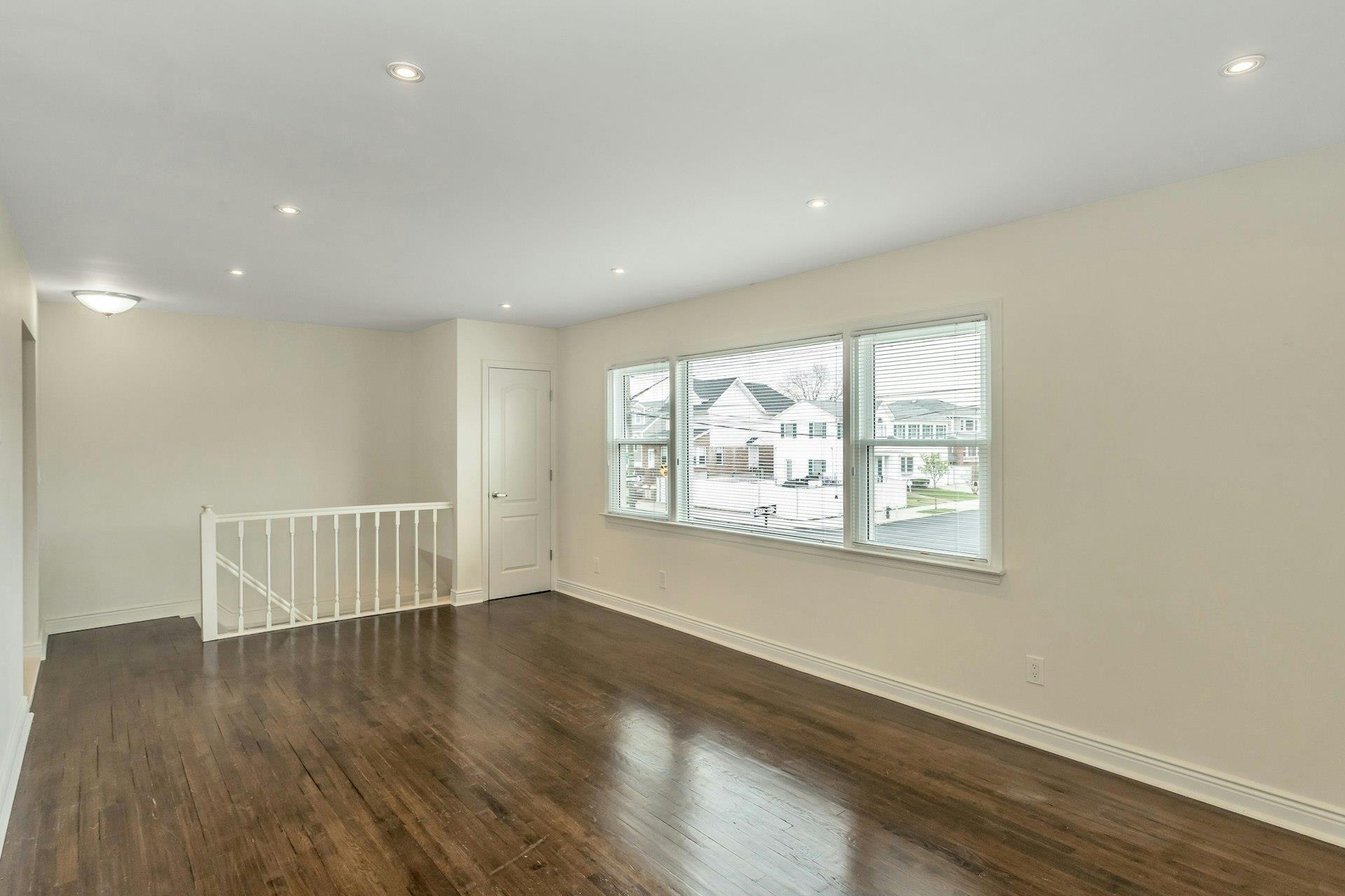 Single Family 160th  Queens, NY 11414, MLS-851735-5