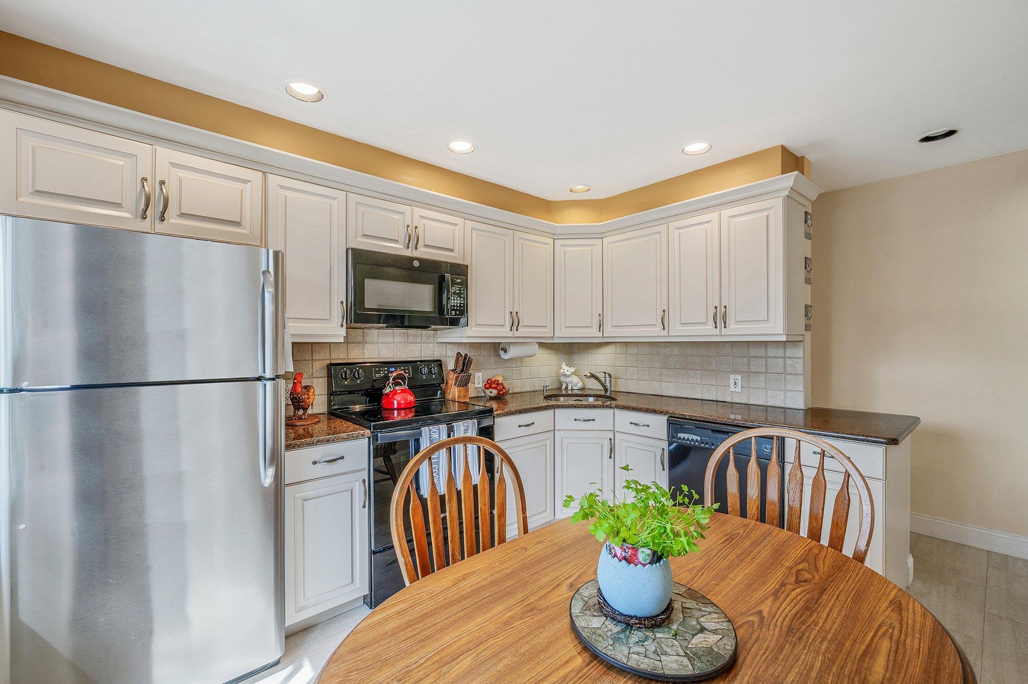 Single Family 258th  Queens, NY 11001, MLS-851777-10