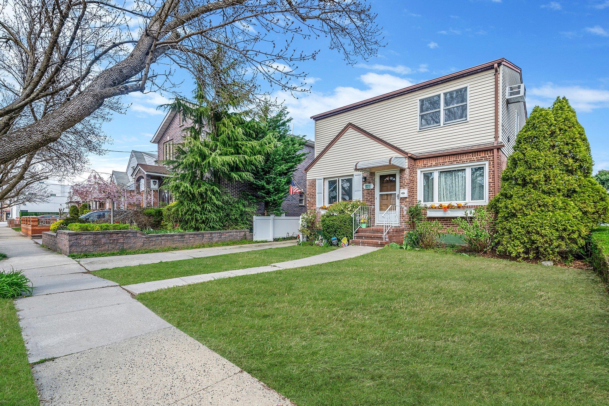 Single Family 258th  Queens, NY 11001, MLS-851777-2