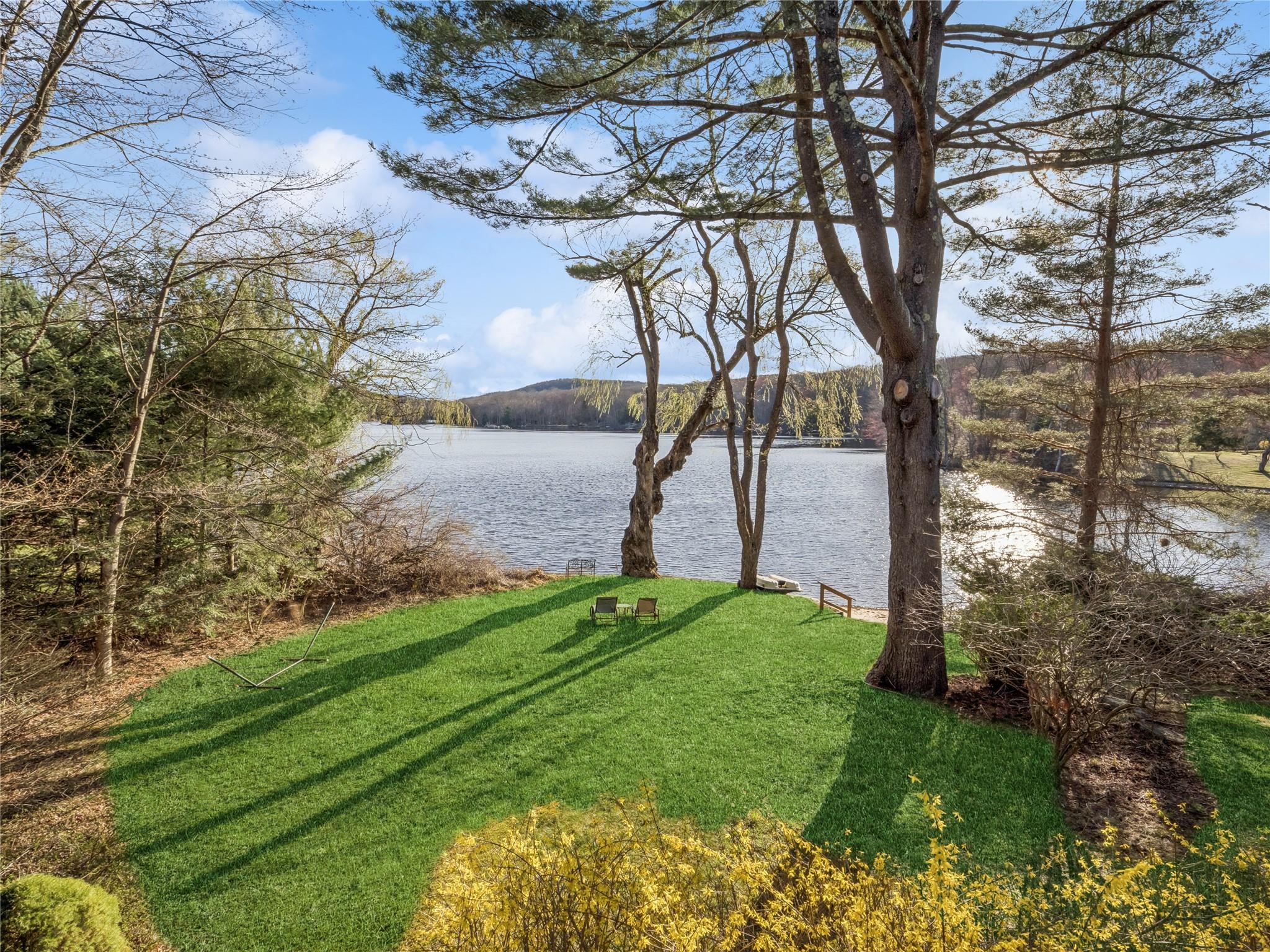 Single Family Sagamore  Putnam County, NY 10512, MLS-851781-22