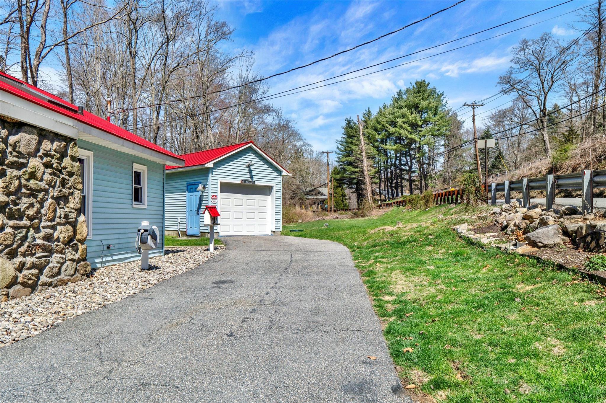 Single Family Canopus Hollow  Putnam County, NY 10579, MLS-851782-2