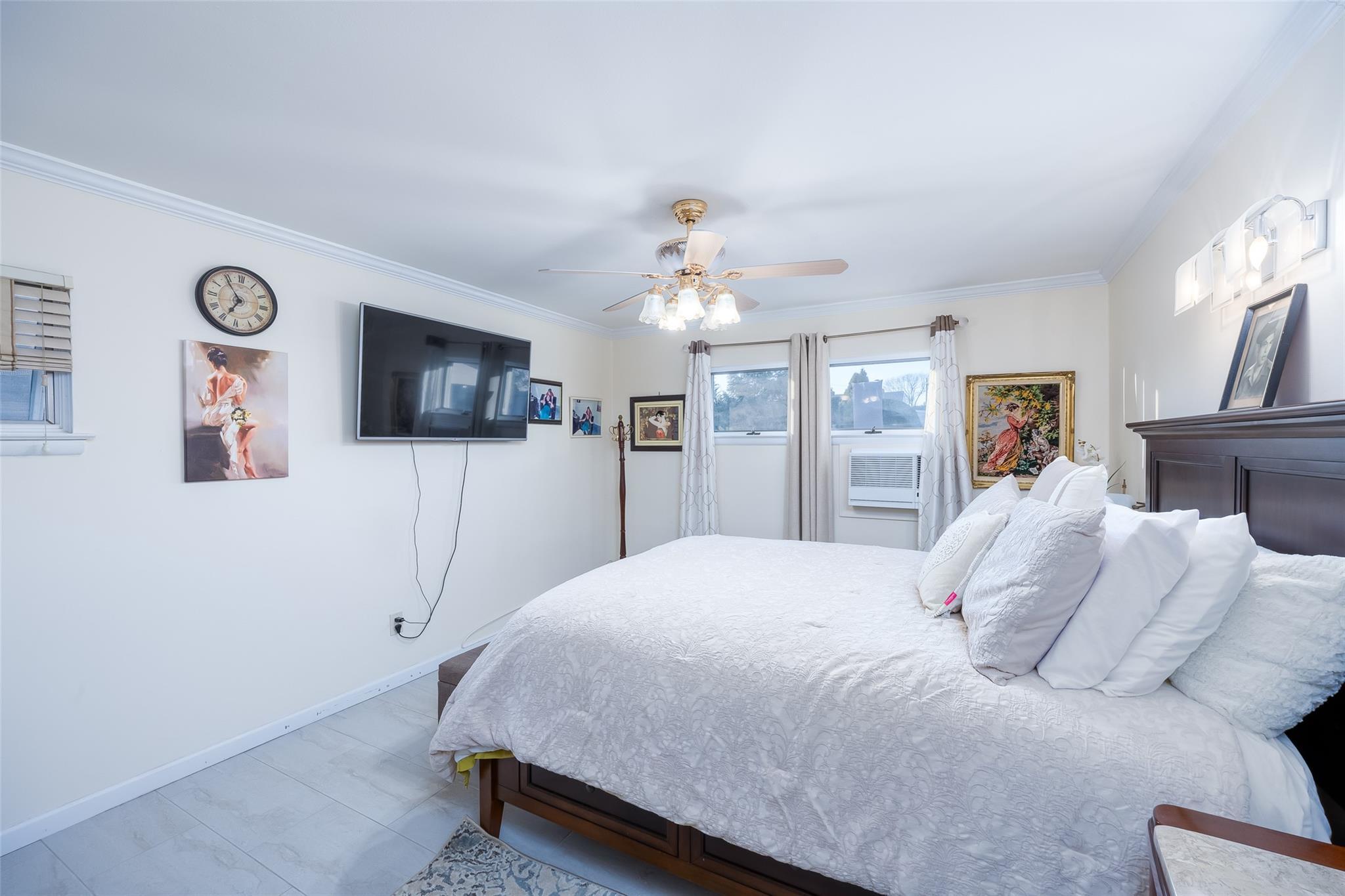 Single Family Niles  Nassau County, NY 11572, MLS-851787-32