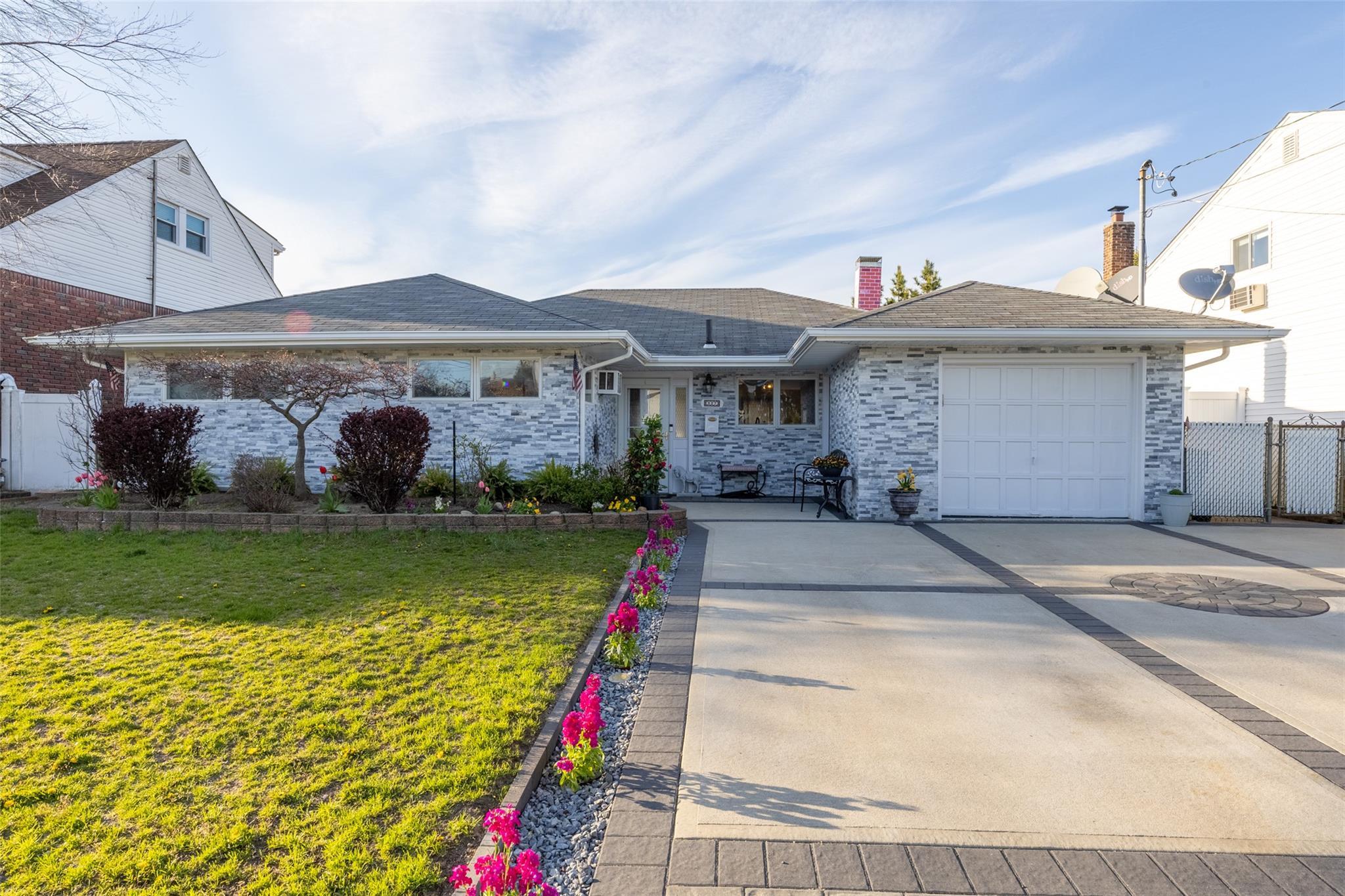 Single Family Niles  Nassau County, NY 11572, MLS-851787-39
