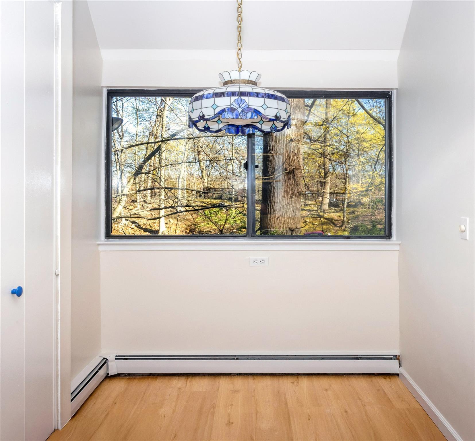 Single Family Round Hill  Westchester County, NY 10522, MLS-851814-12