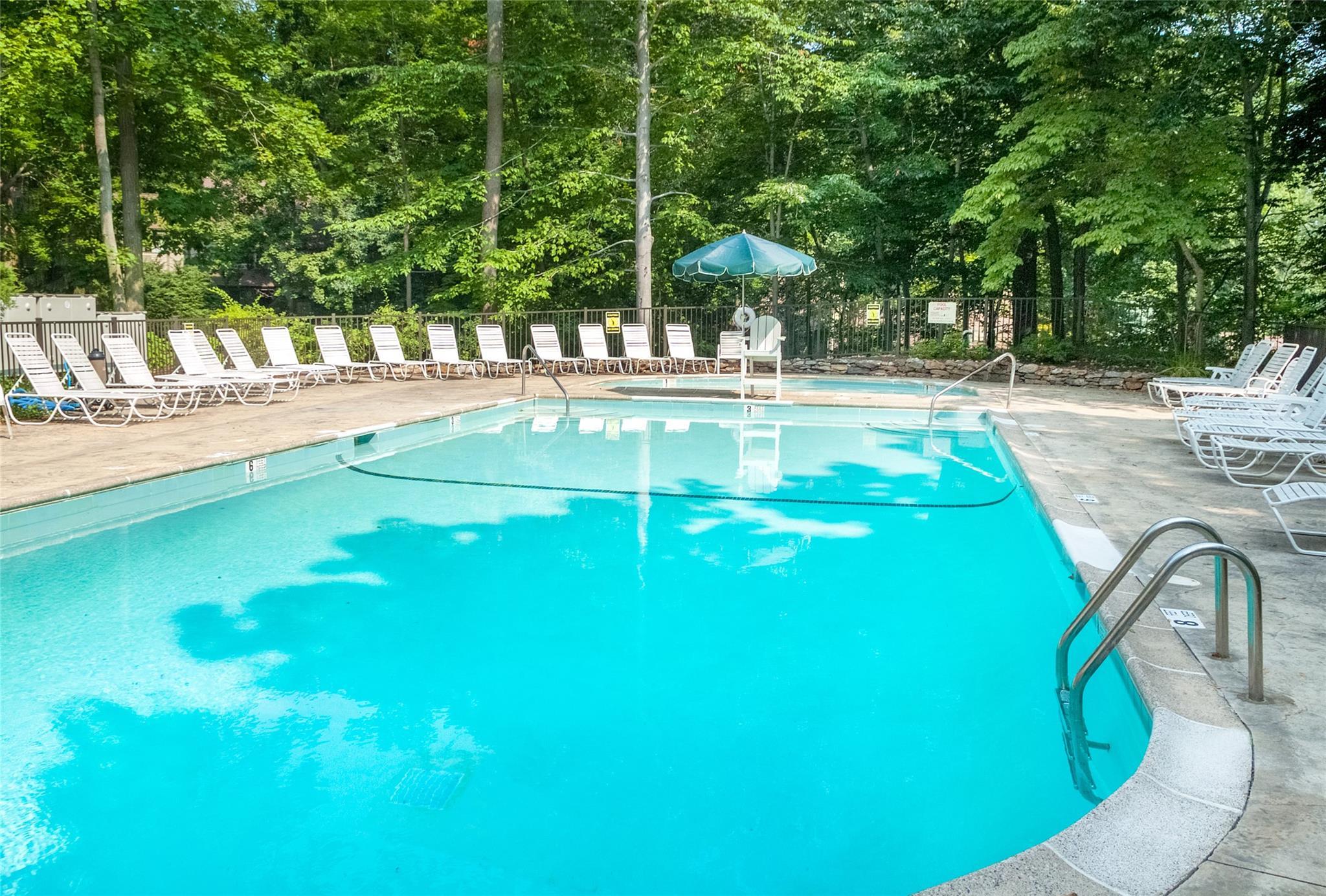 Single Family Round Hill  Westchester County, NY 10522, MLS-851814-23