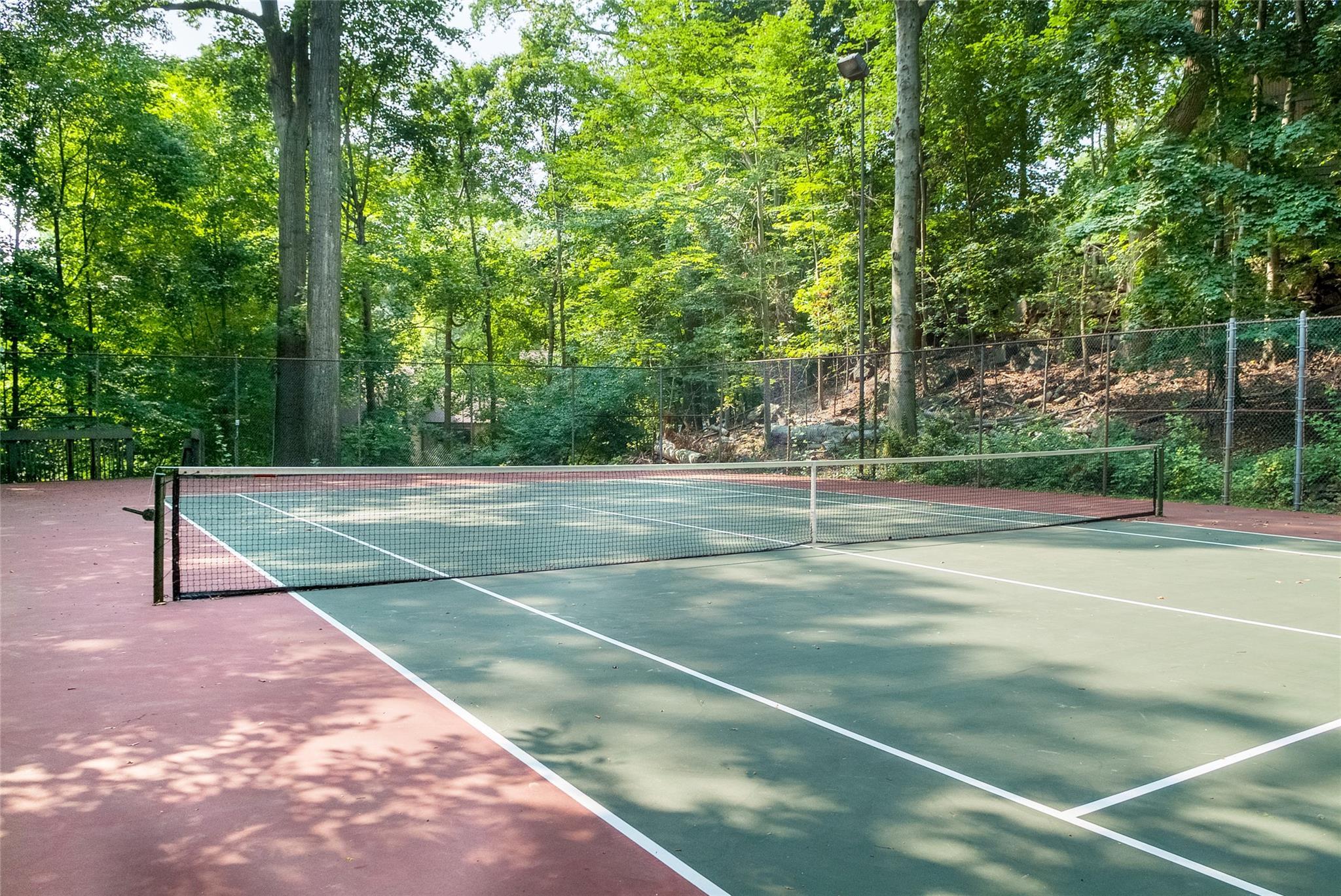 Single Family Round Hill  Westchester County, NY 10522, MLS-851814-25