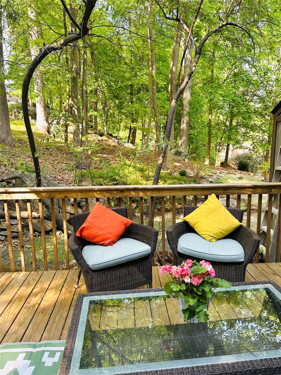 Single Family Round Hill  Westchester County, NY 10522, MLS-851814-3