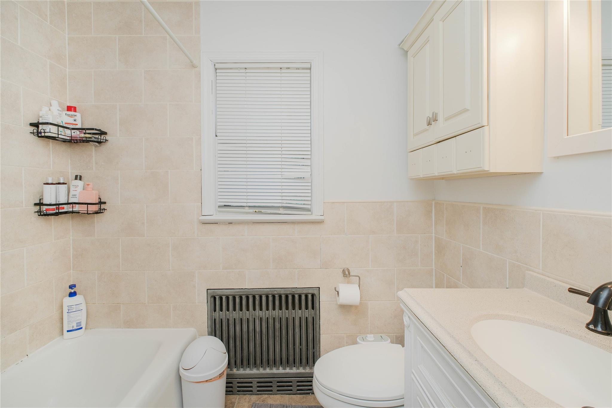 Single Family Alberta  Staten Island, NY 10314, MLS-851820-13