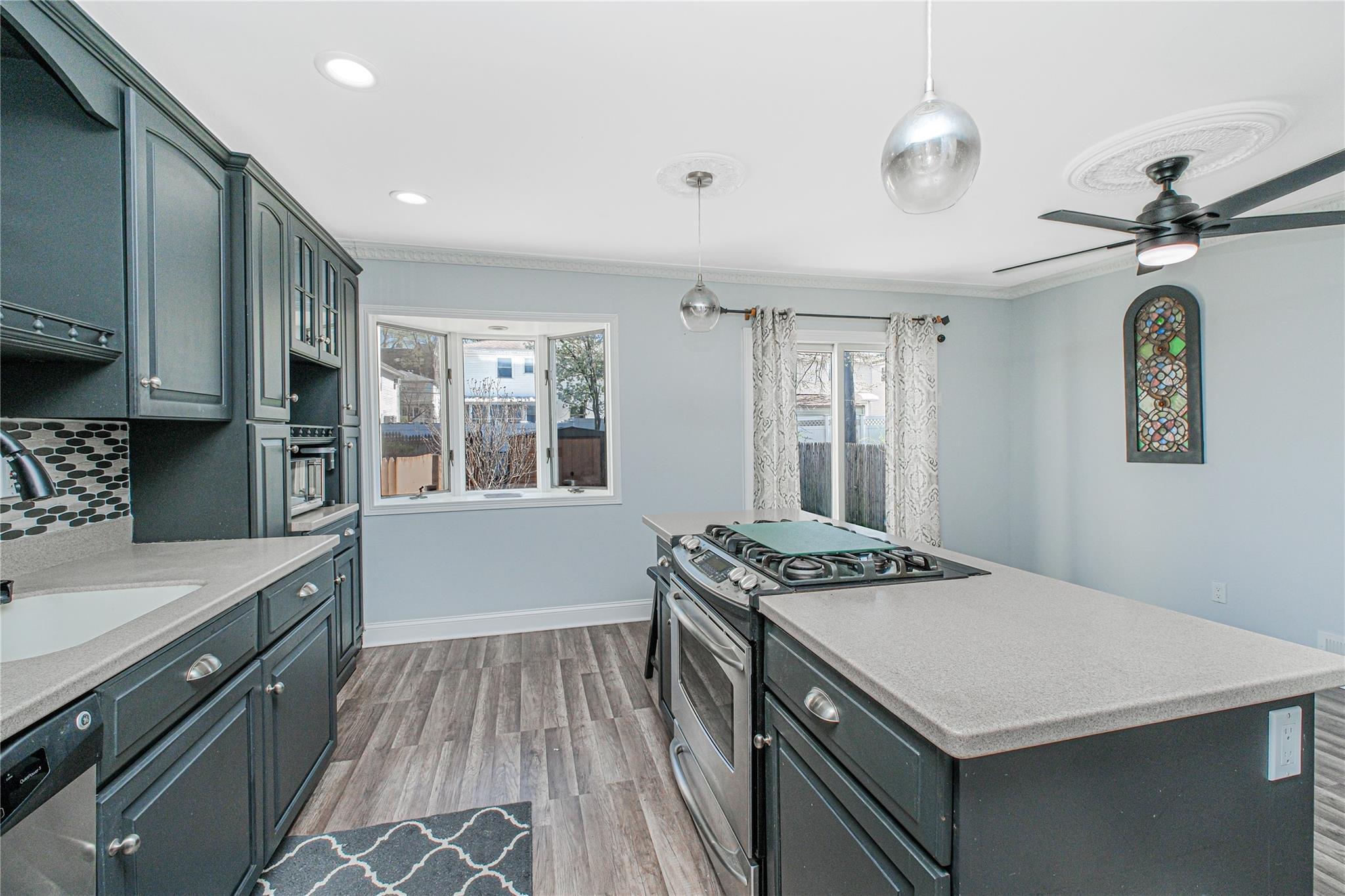Single Family Vincent Ave  Staten Island, NY 10306, MLS-851823-19