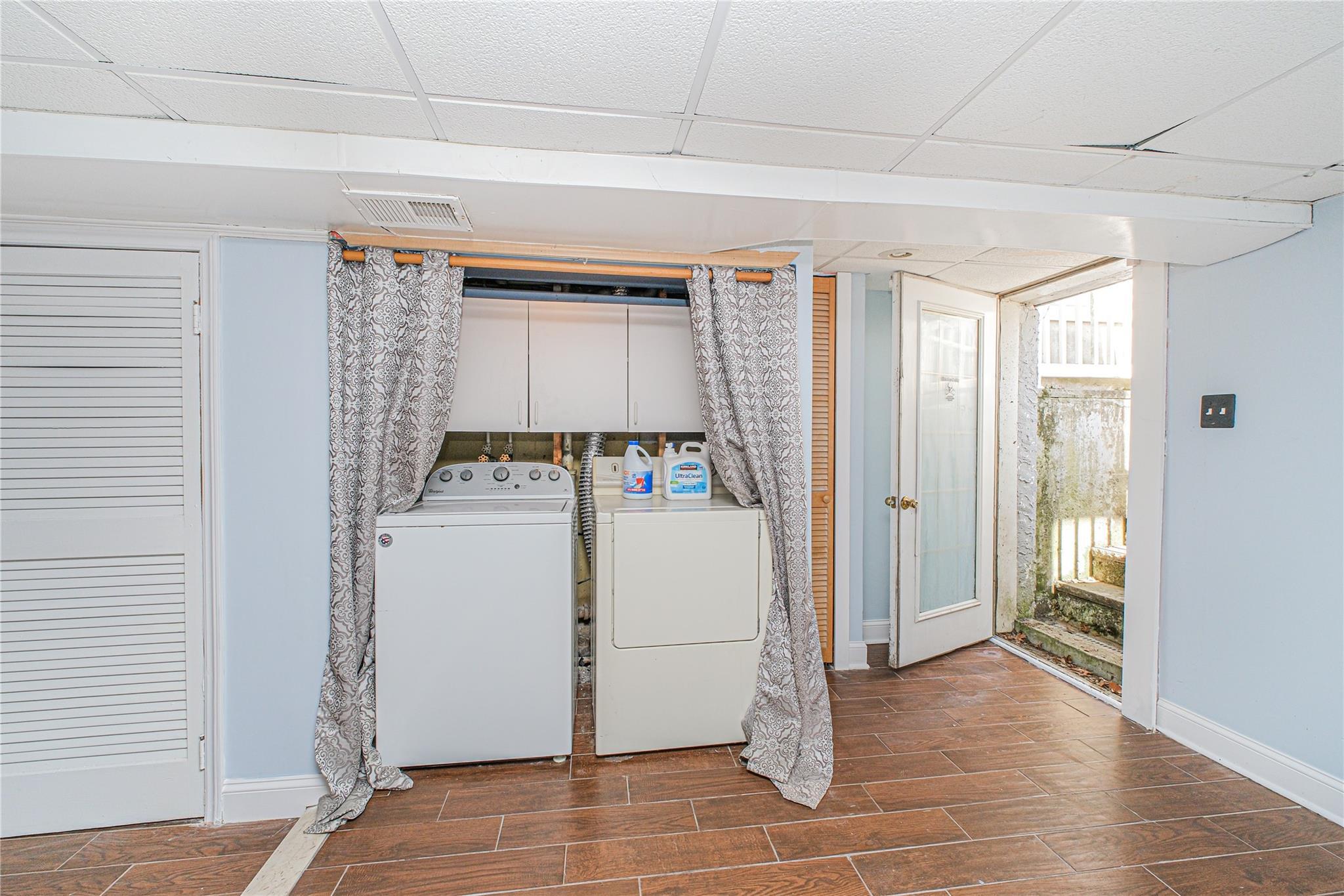 Single Family Vincent Ave  Staten Island, NY 10306, MLS-851823-23