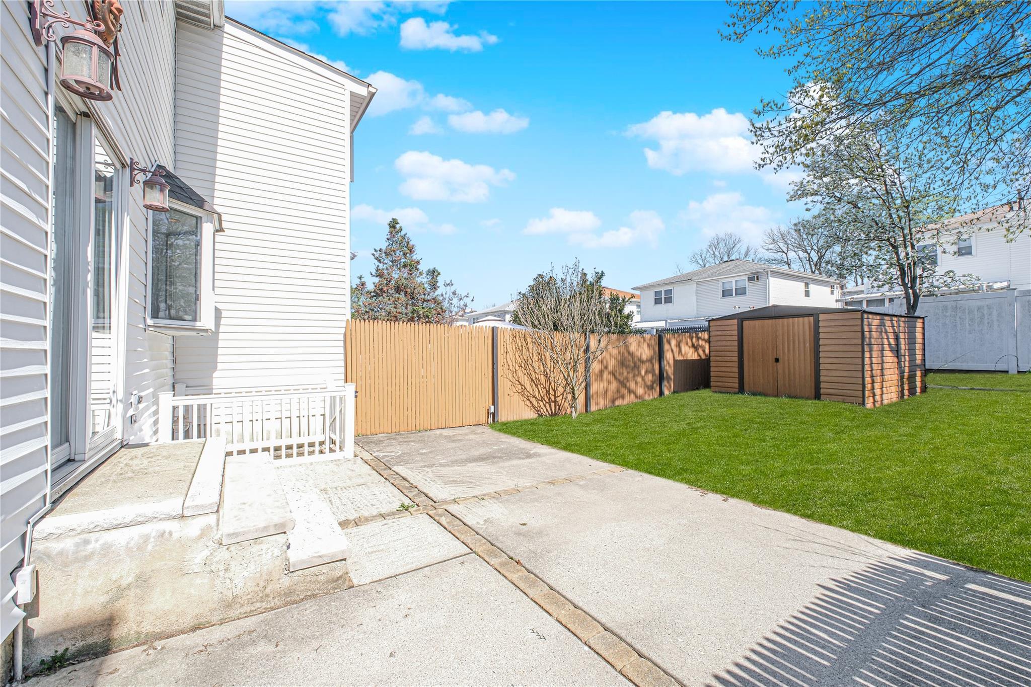 Single Family Vincent Ave  Staten Island, NY 10306, MLS-851823-37