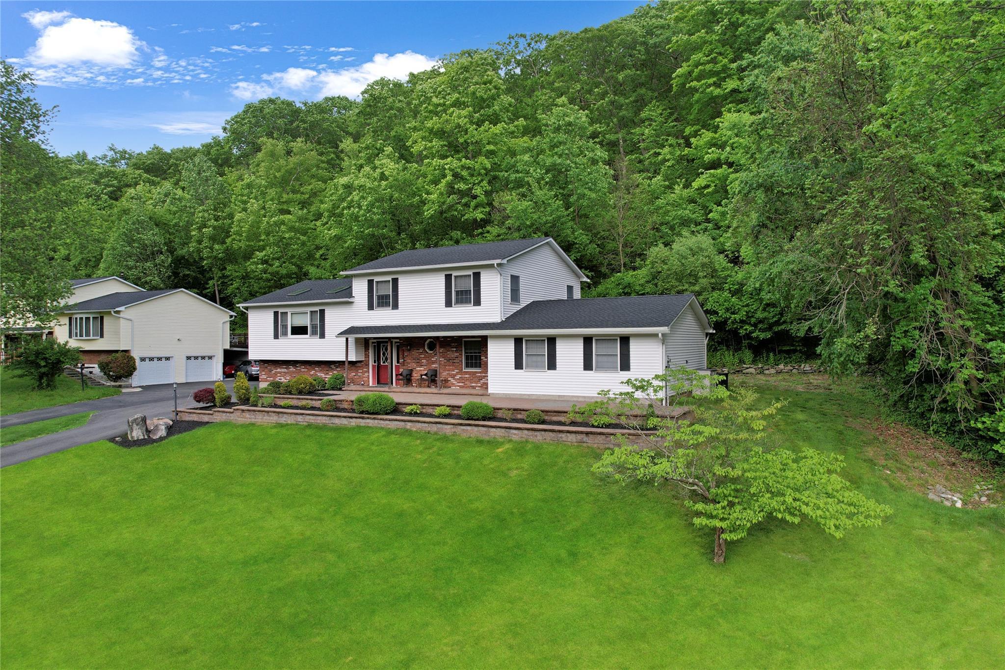Single Family Farview  Dutchess County, NY 12533, MLS-851827-2