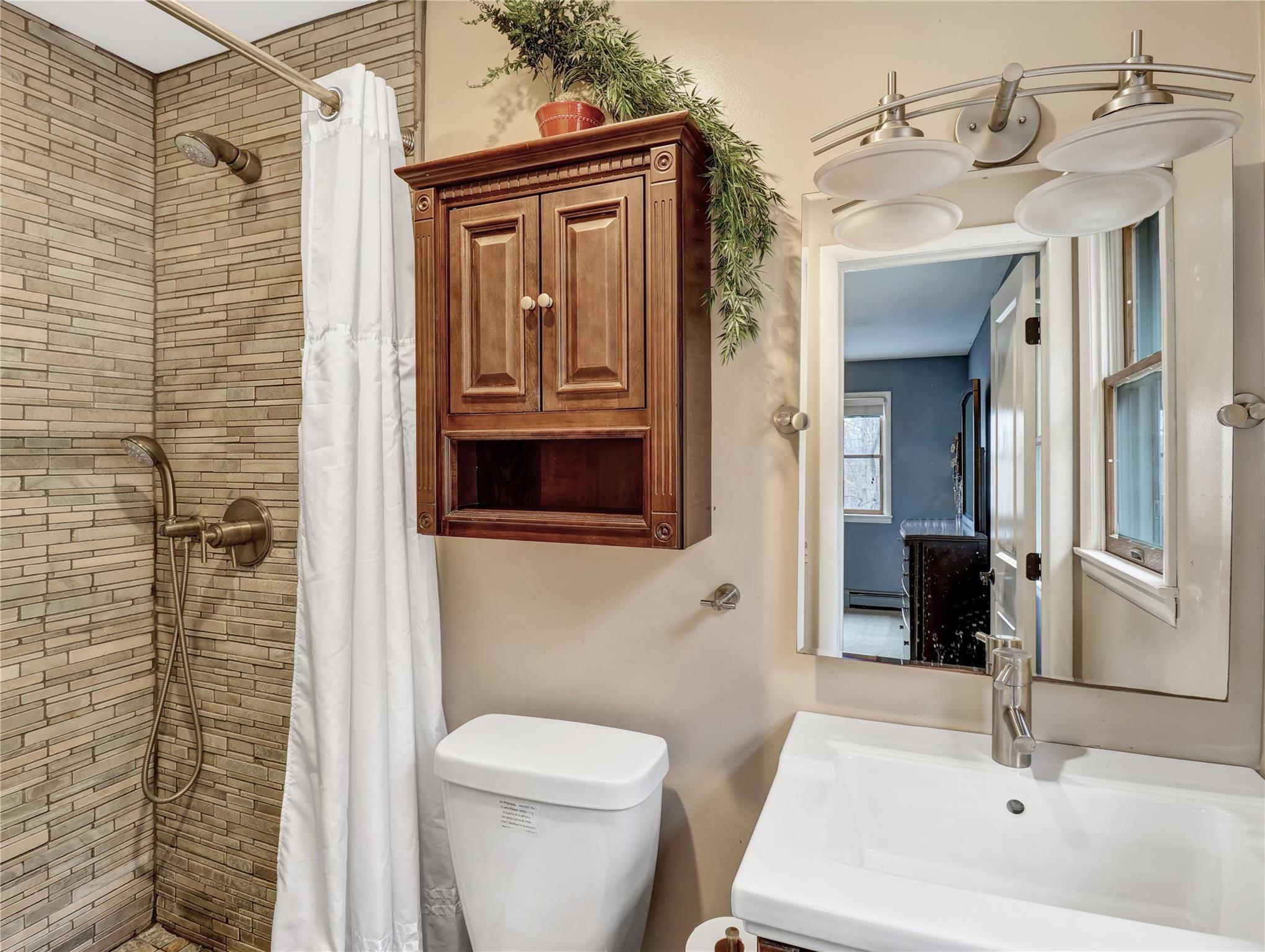 Single Family Farview  Dutchess County, NY 12533, MLS-851827-26