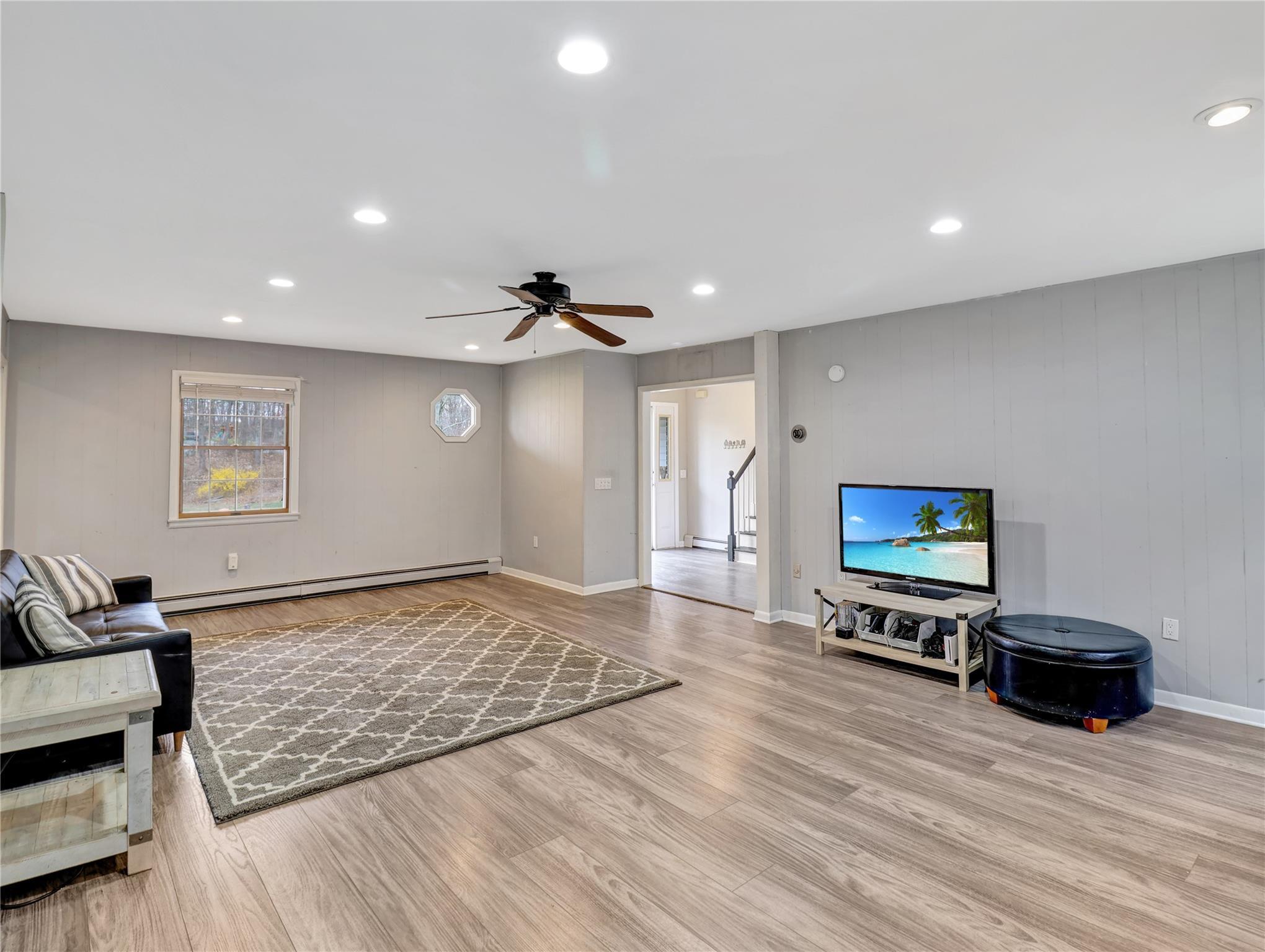Single Family Farview  Dutchess County, NY 12533, MLS-851827-30