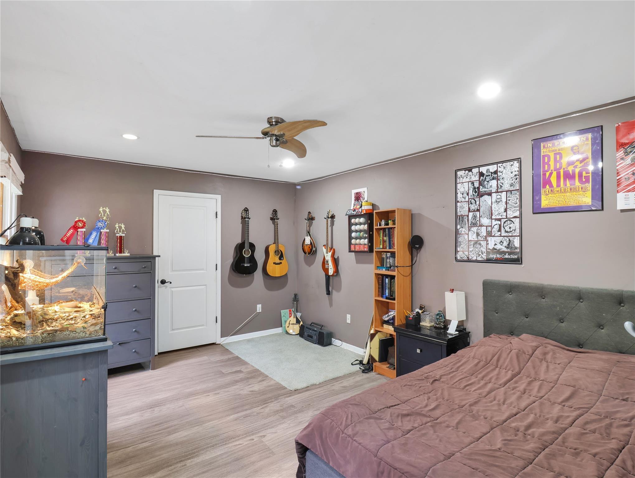 Single Family Farview  Dutchess County, NY 12533, MLS-851827-32