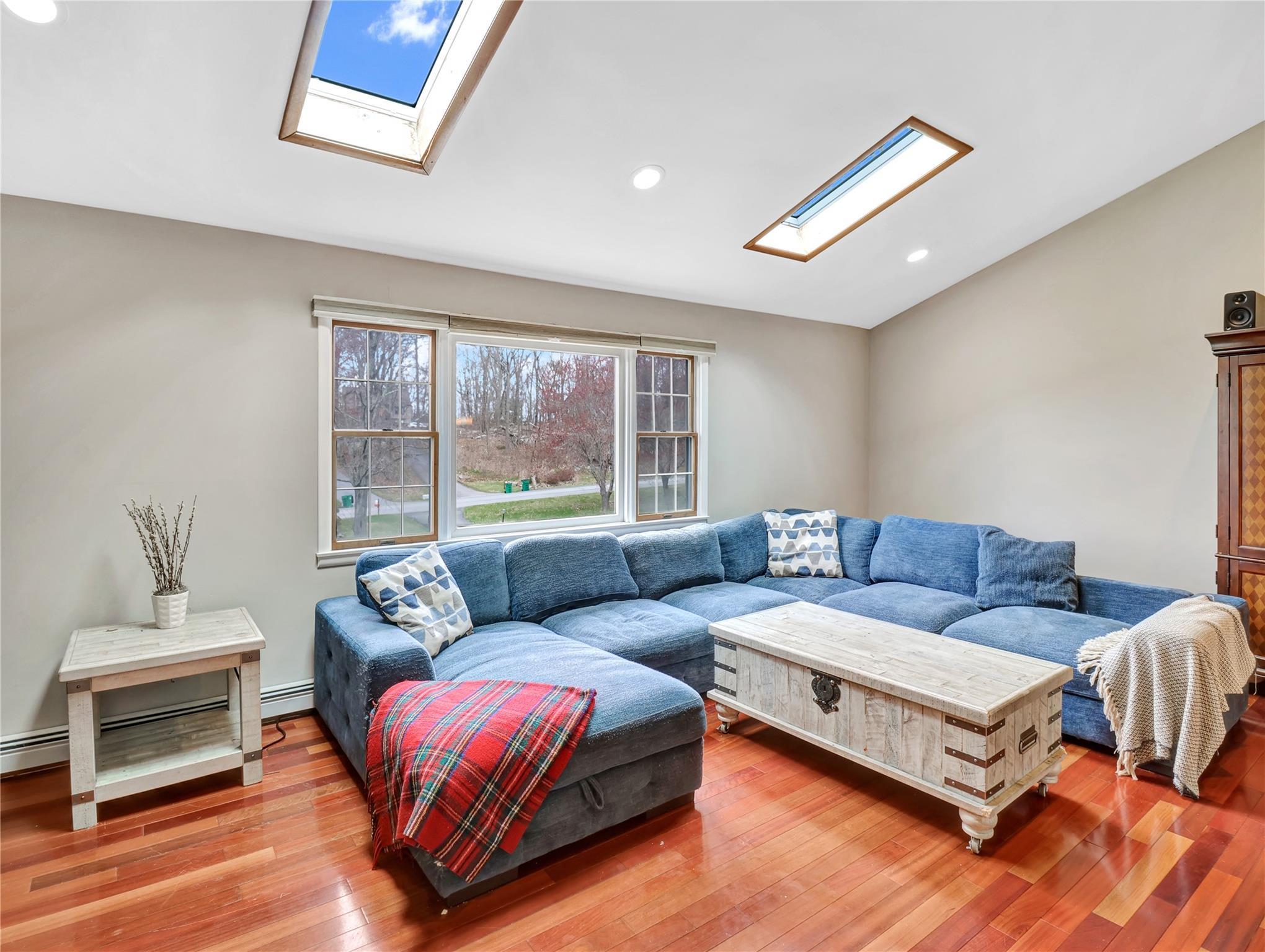Single Family Farview  Dutchess County, NY 12533, MLS-851827-6
