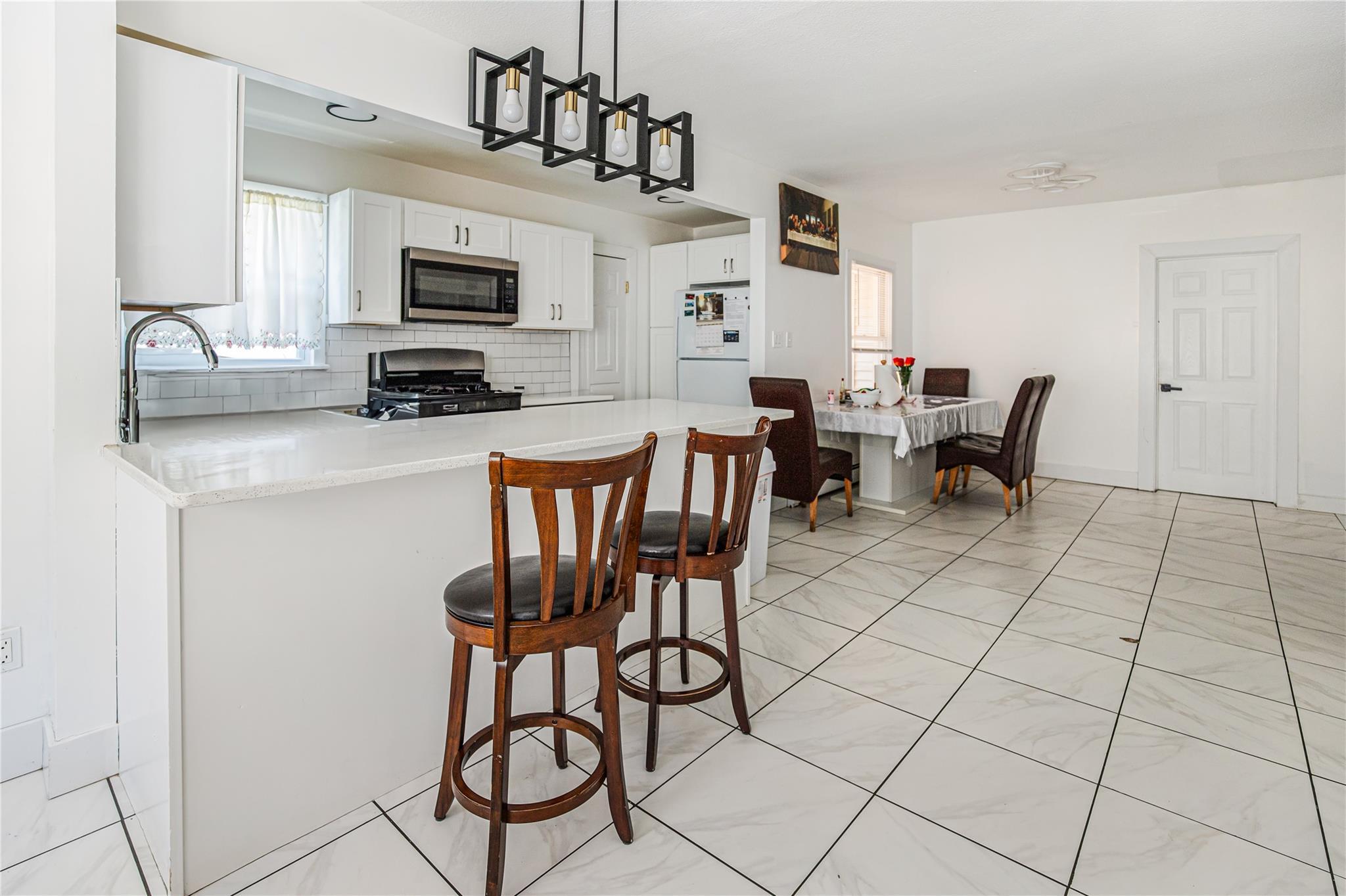 Single Family Cragmere  Rockland County, NY 10901, MLS-851830-12